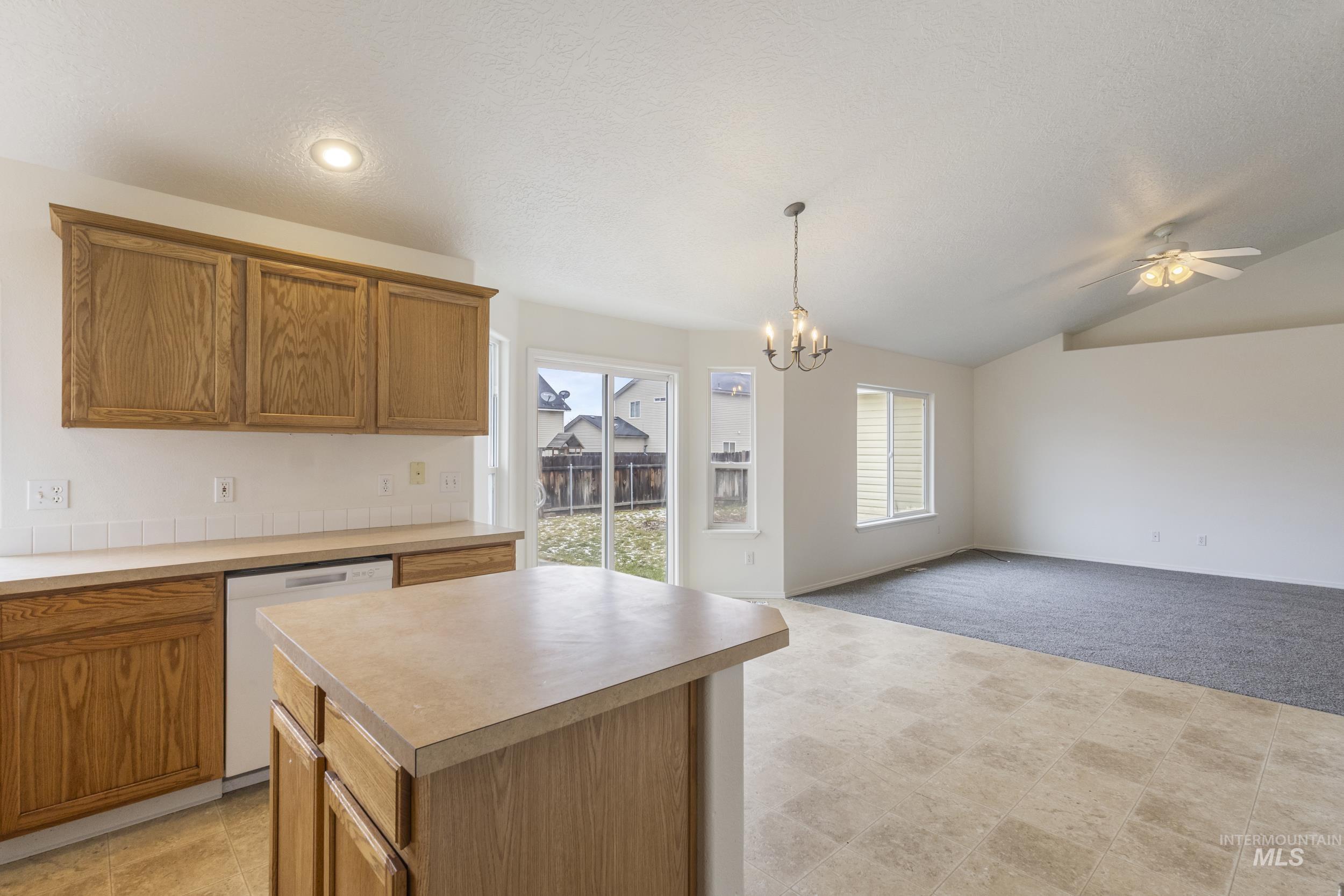 2519 Colfax Drive