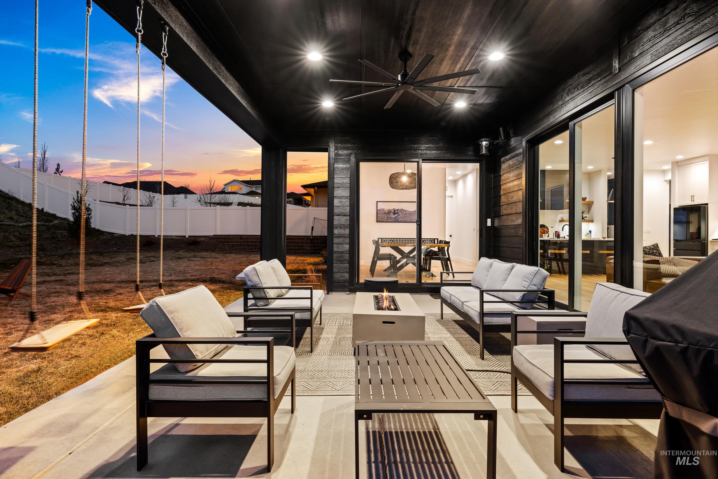 13684 N Sage Grouse Place