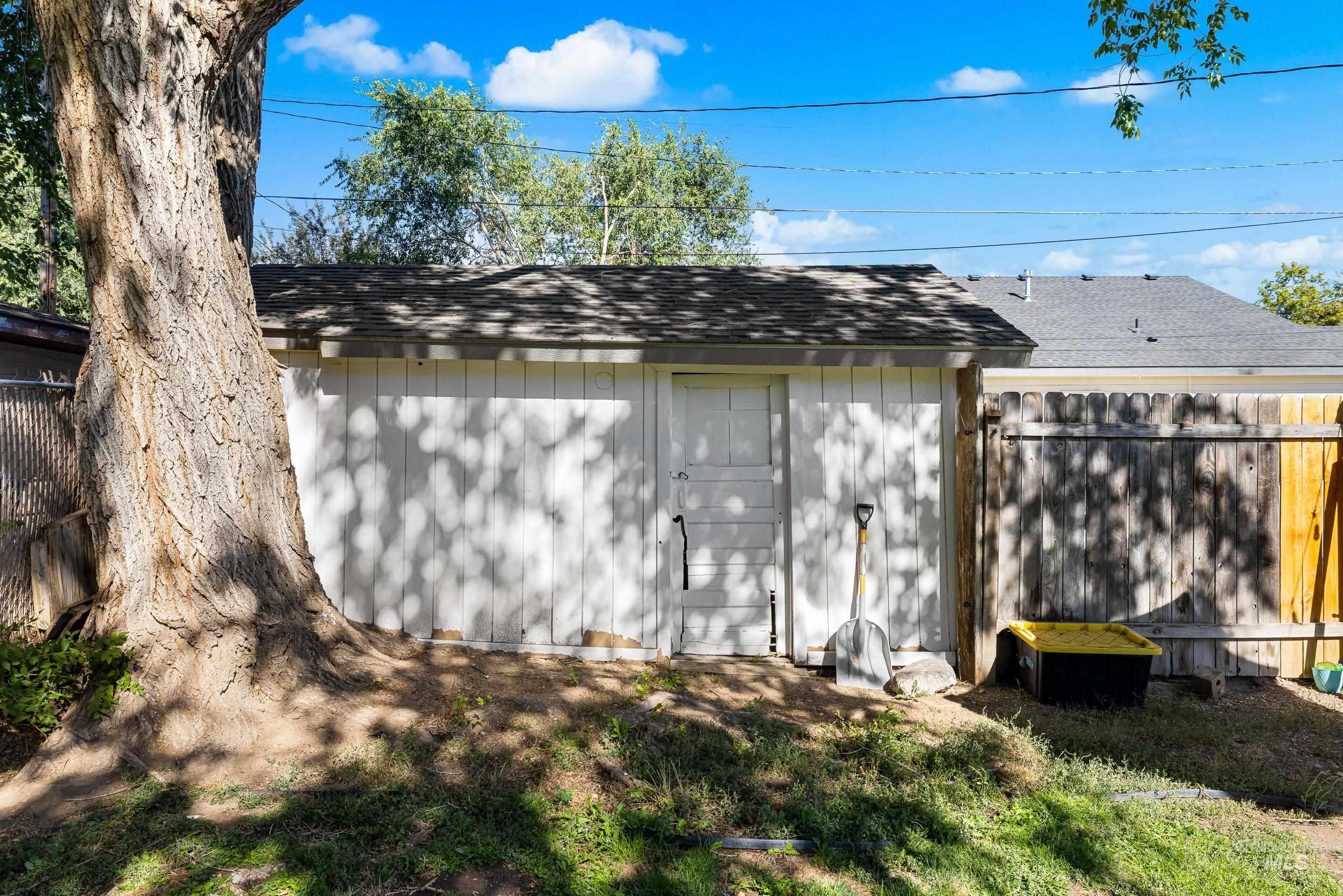815 S 8th St.