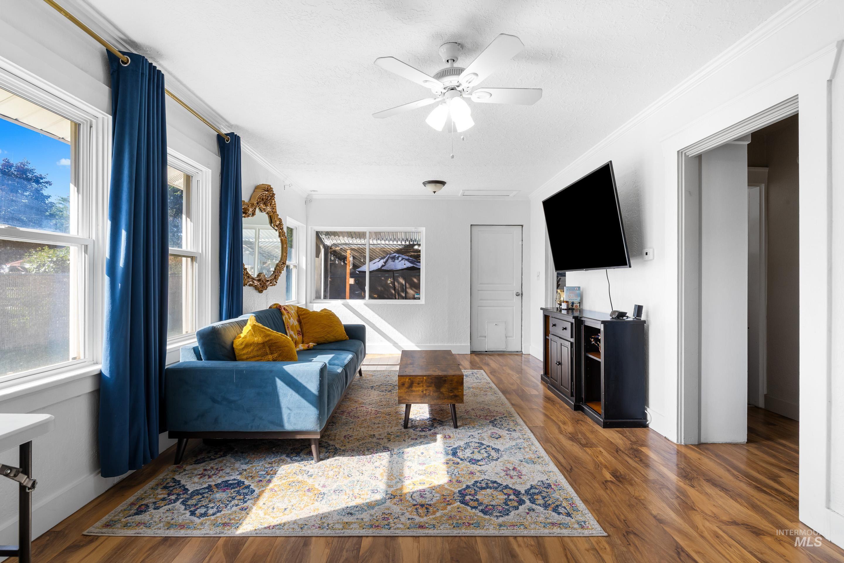 815 S 8th St.