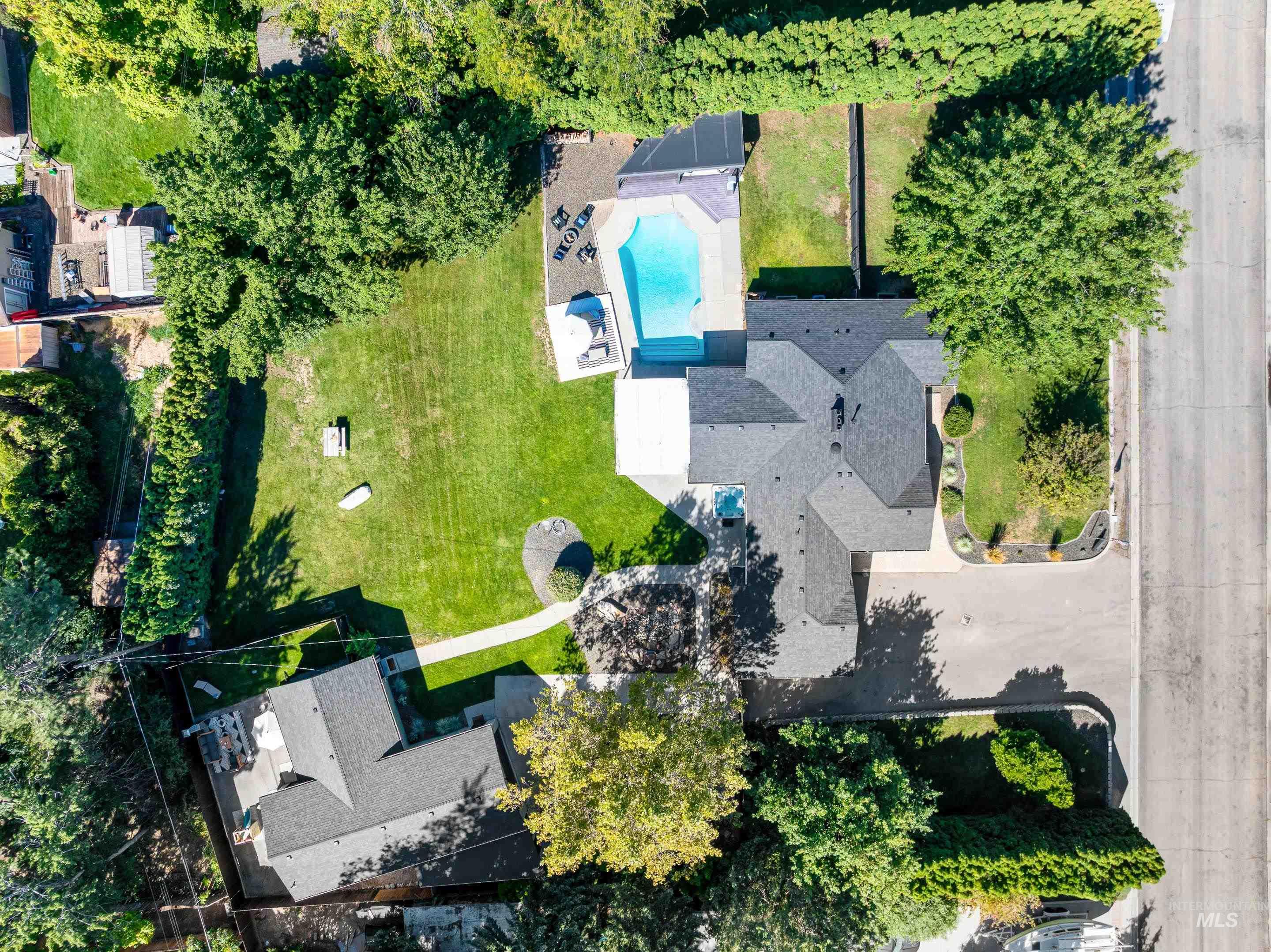 5821 W Randolph Dr