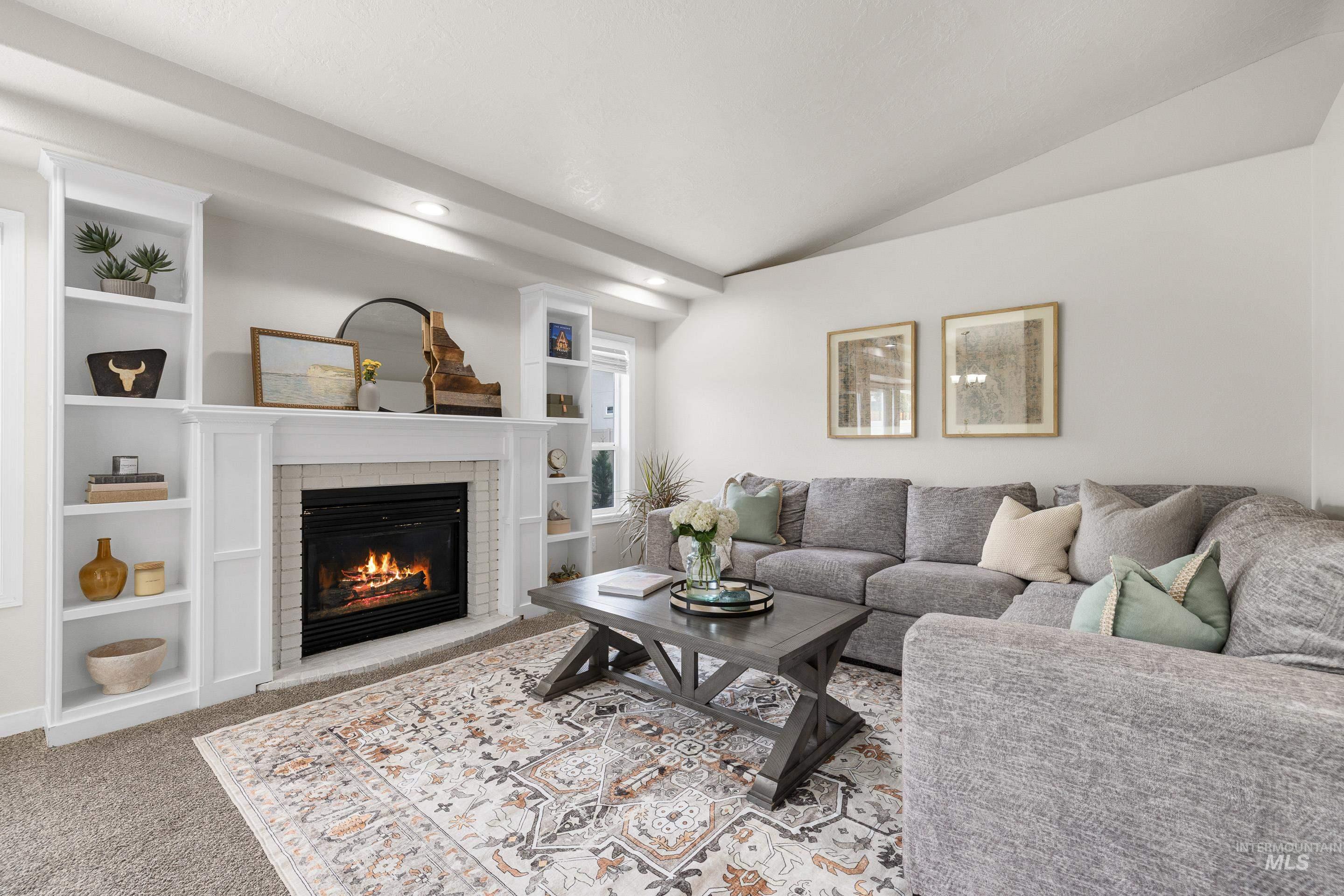 1902 E Birchwood Dr.