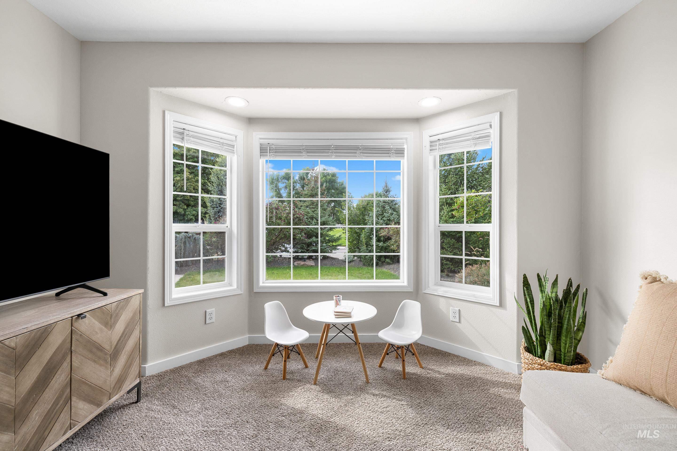 1902 E Birchwood Dr.