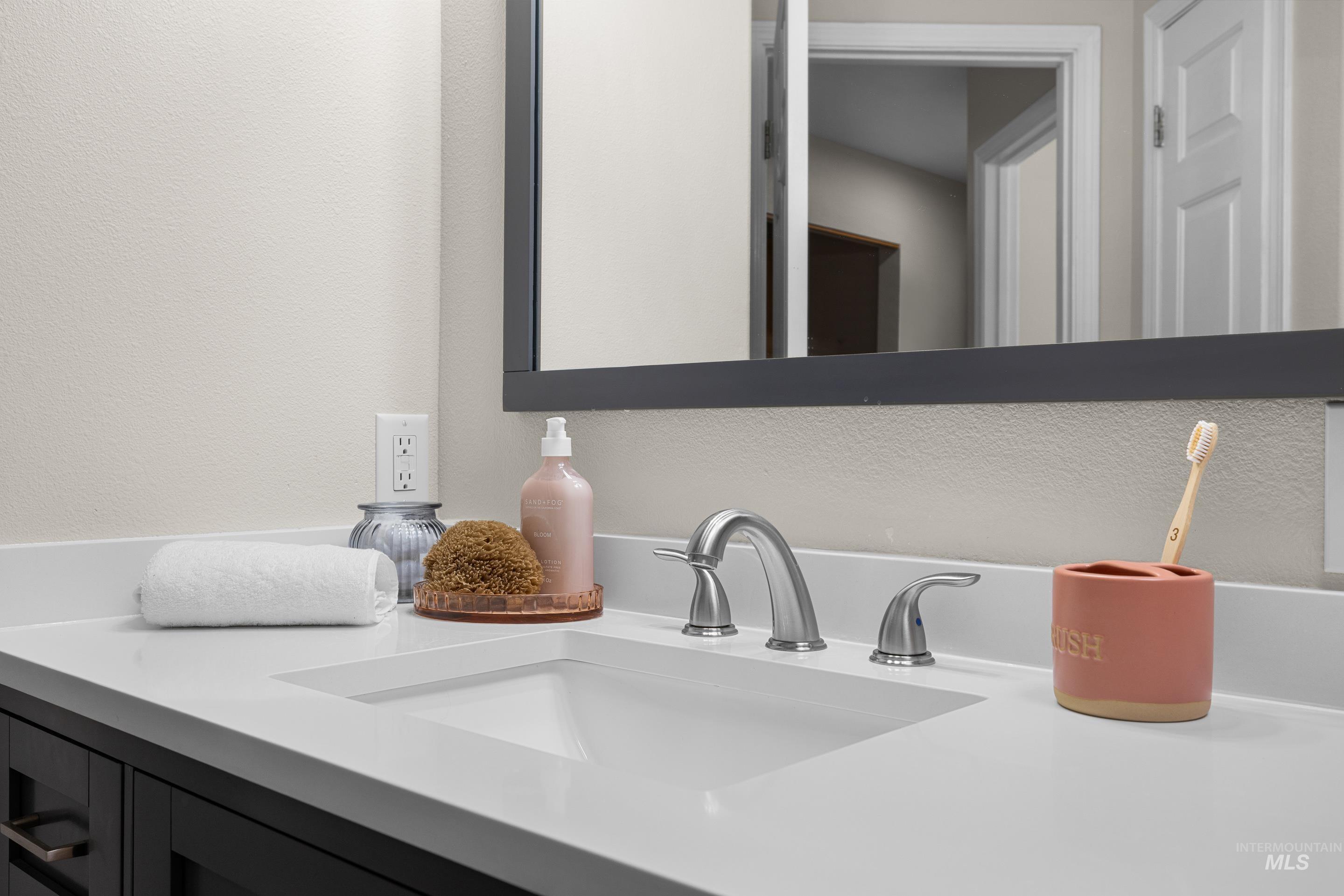 1902 E Birchwood Dr.