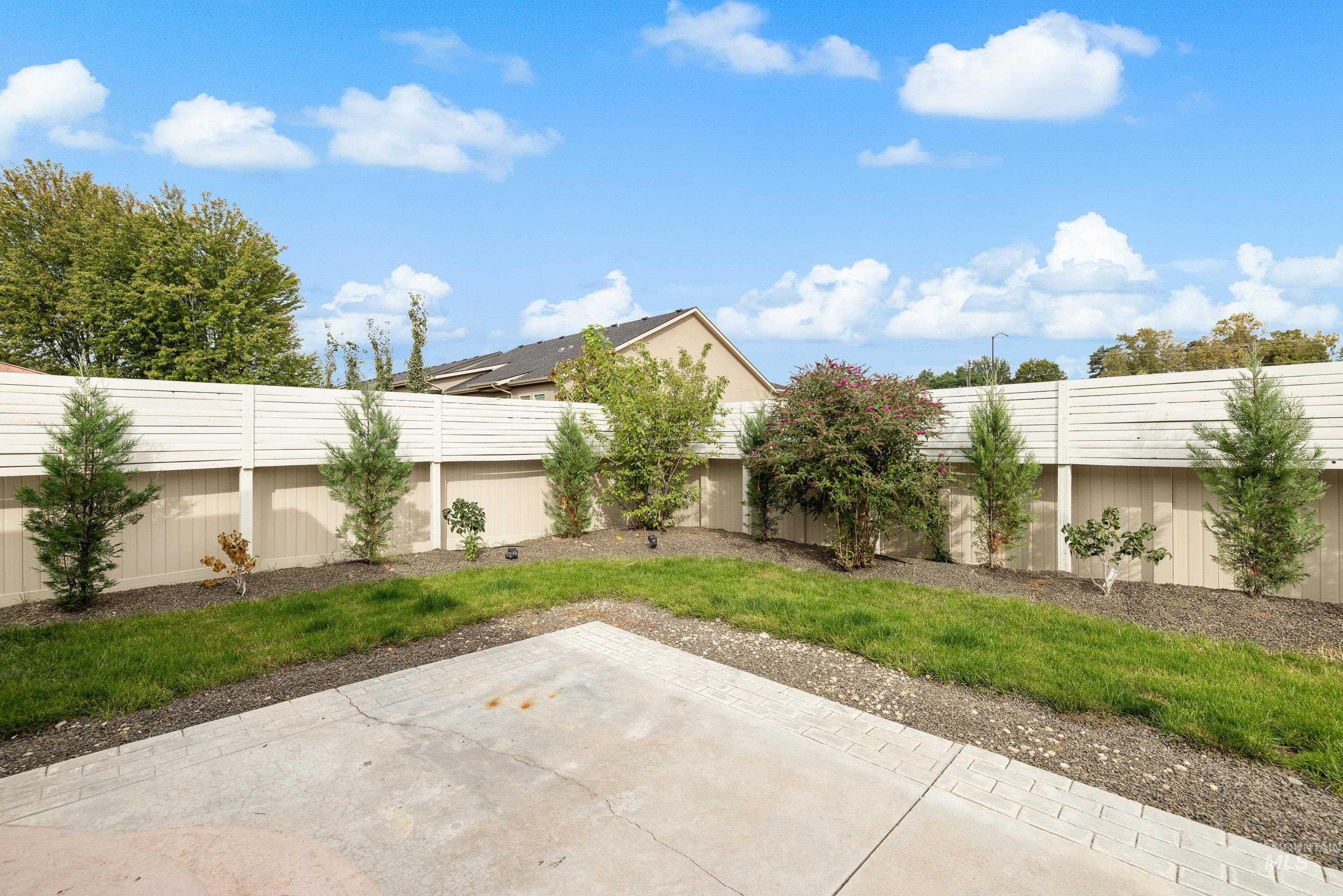 1902 E Birchwood Dr.