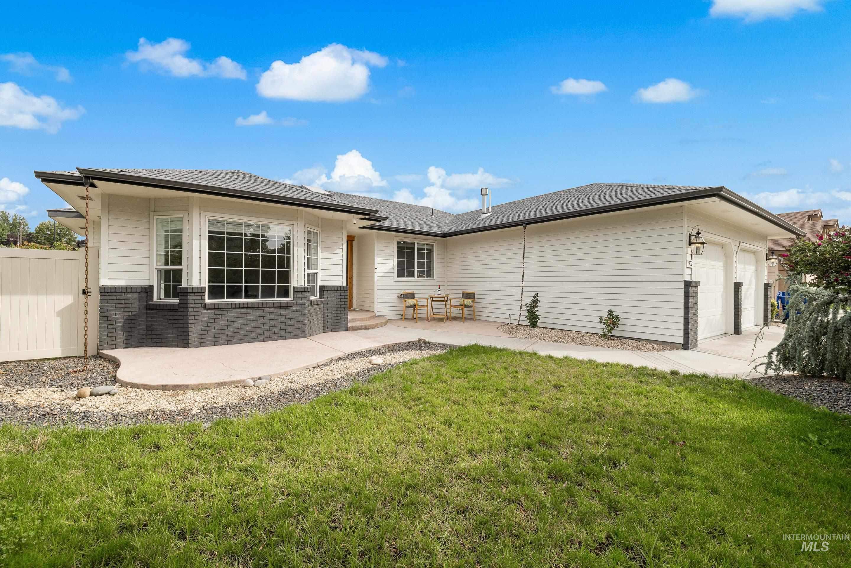 1902 E Birchwood Dr.