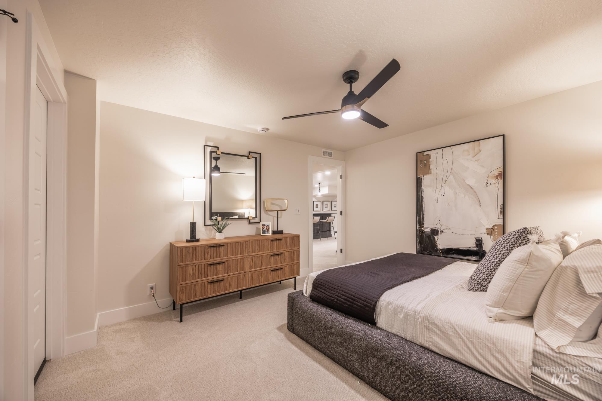 3443 N Holly Oak Way