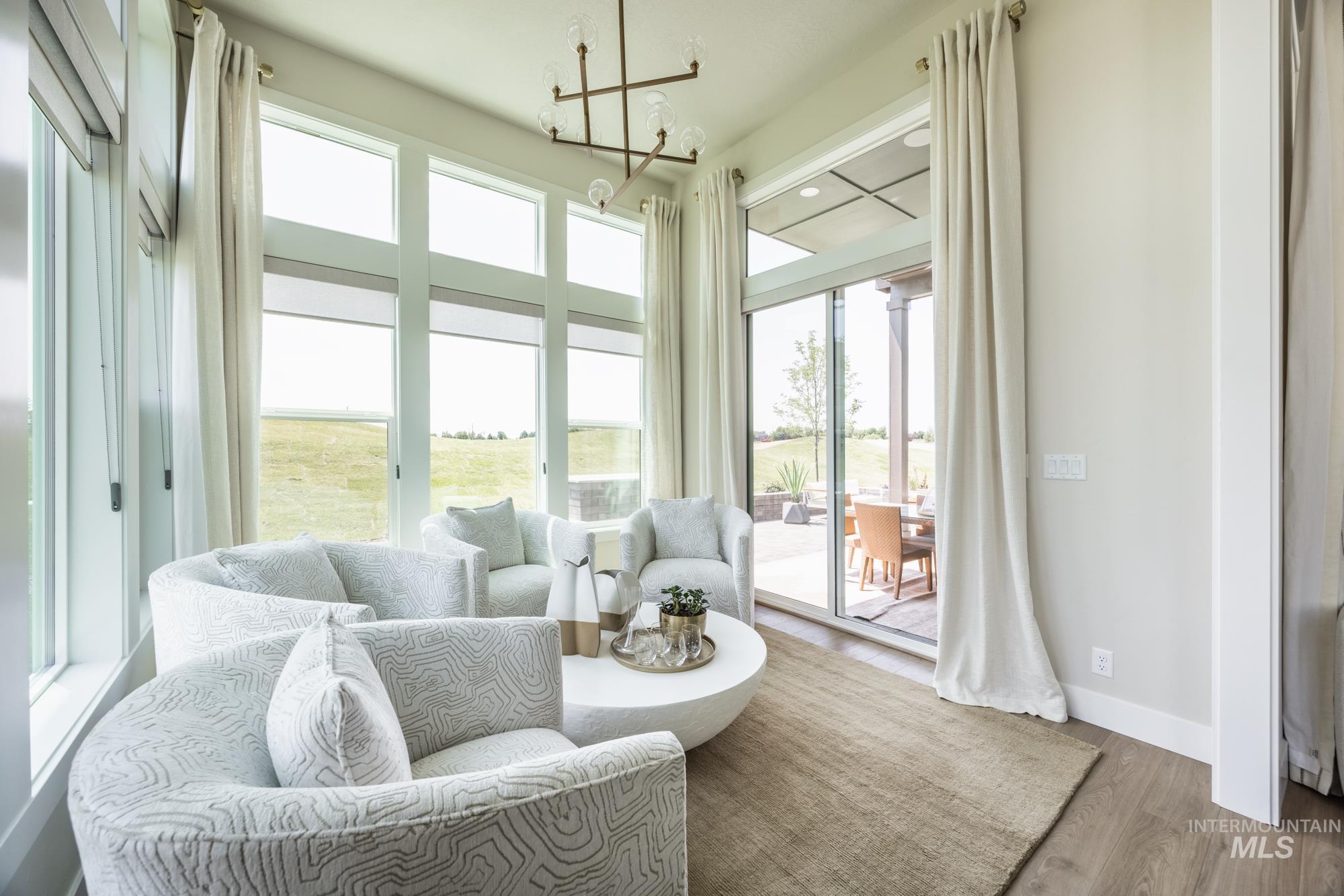 3443 N Holly Oak Way