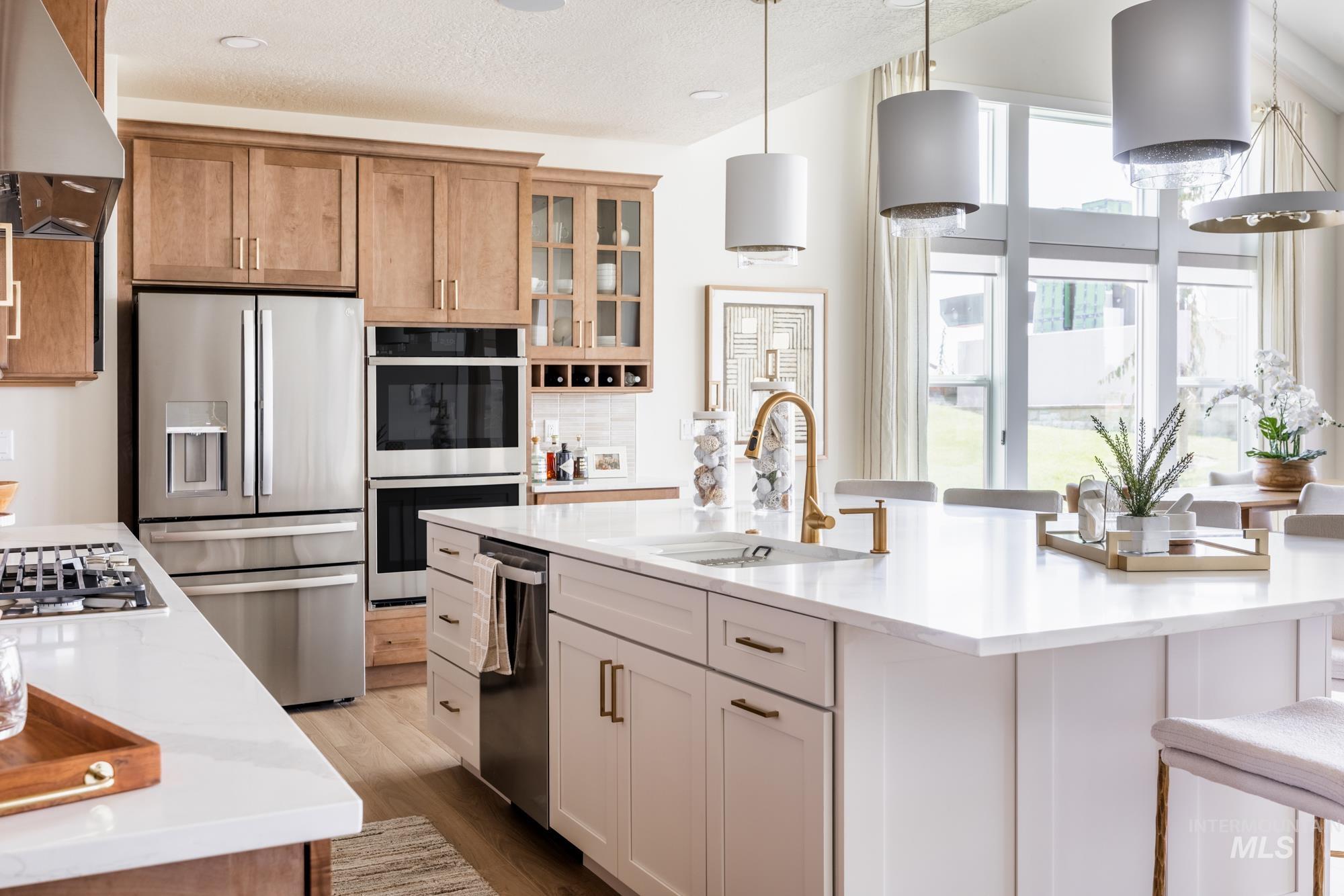 3443 N Holly Oak Way