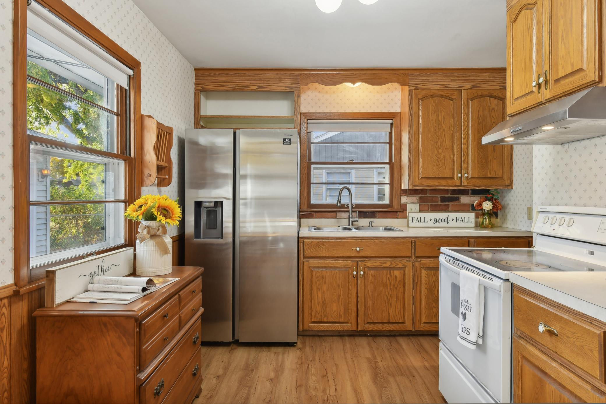 8421 Elliot Avenue S