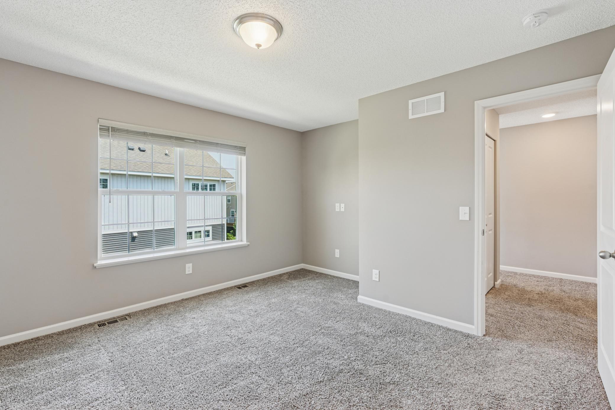711 Eagle Court