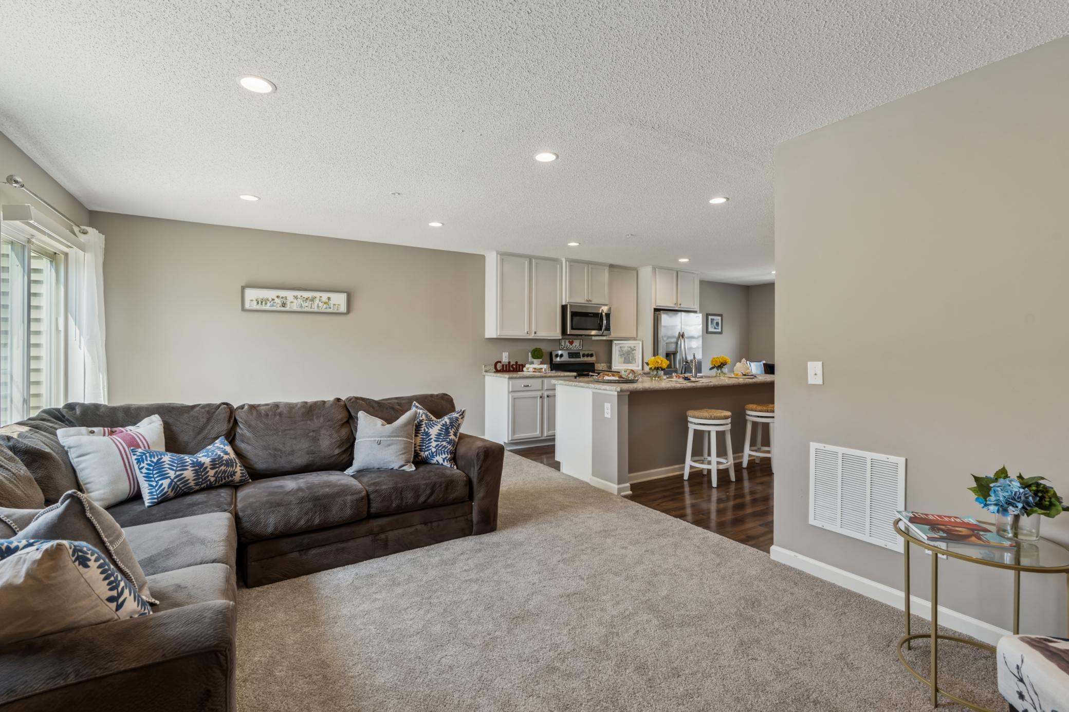 711 Eagle Court