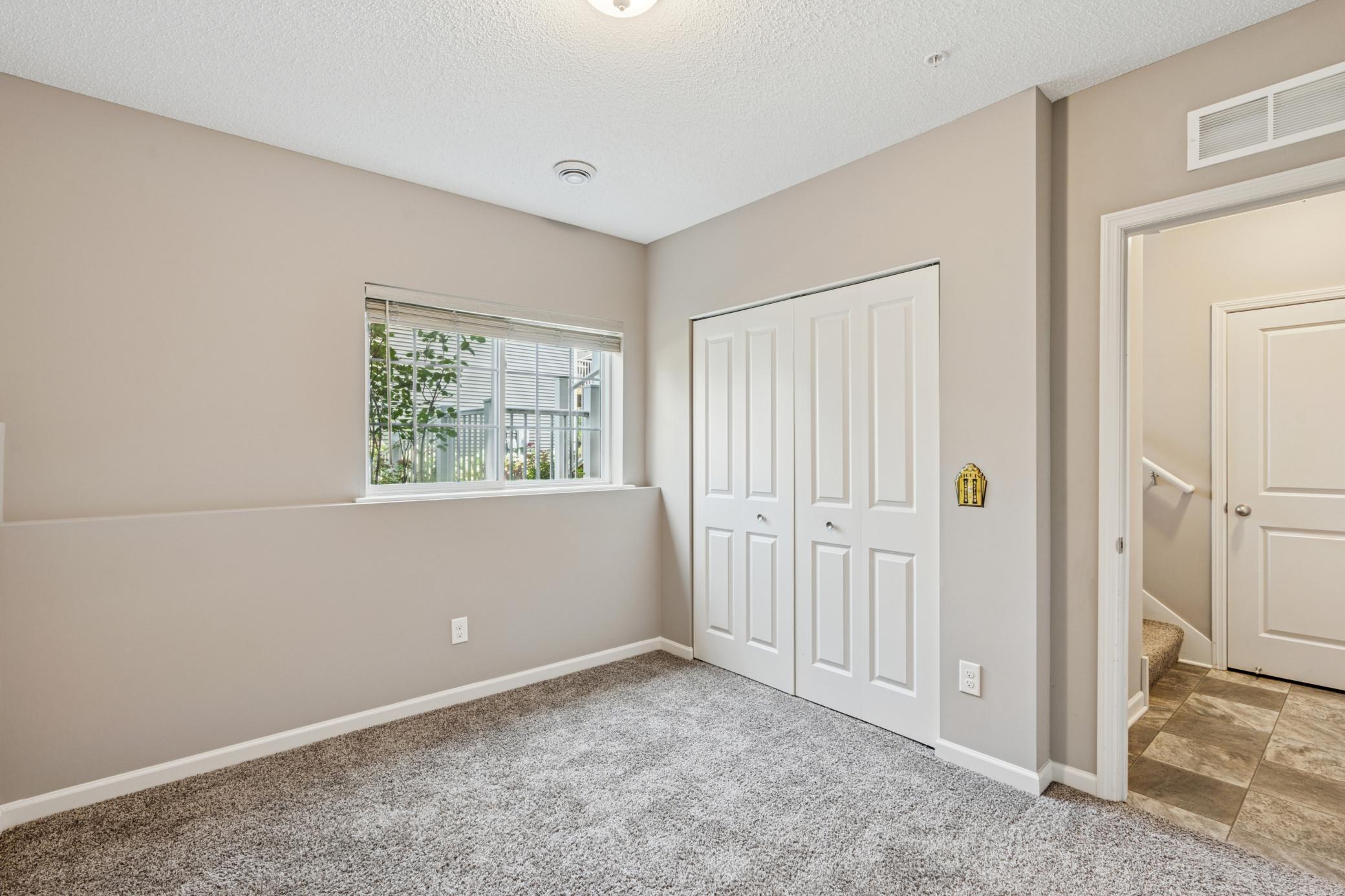 711 Eagle Court
