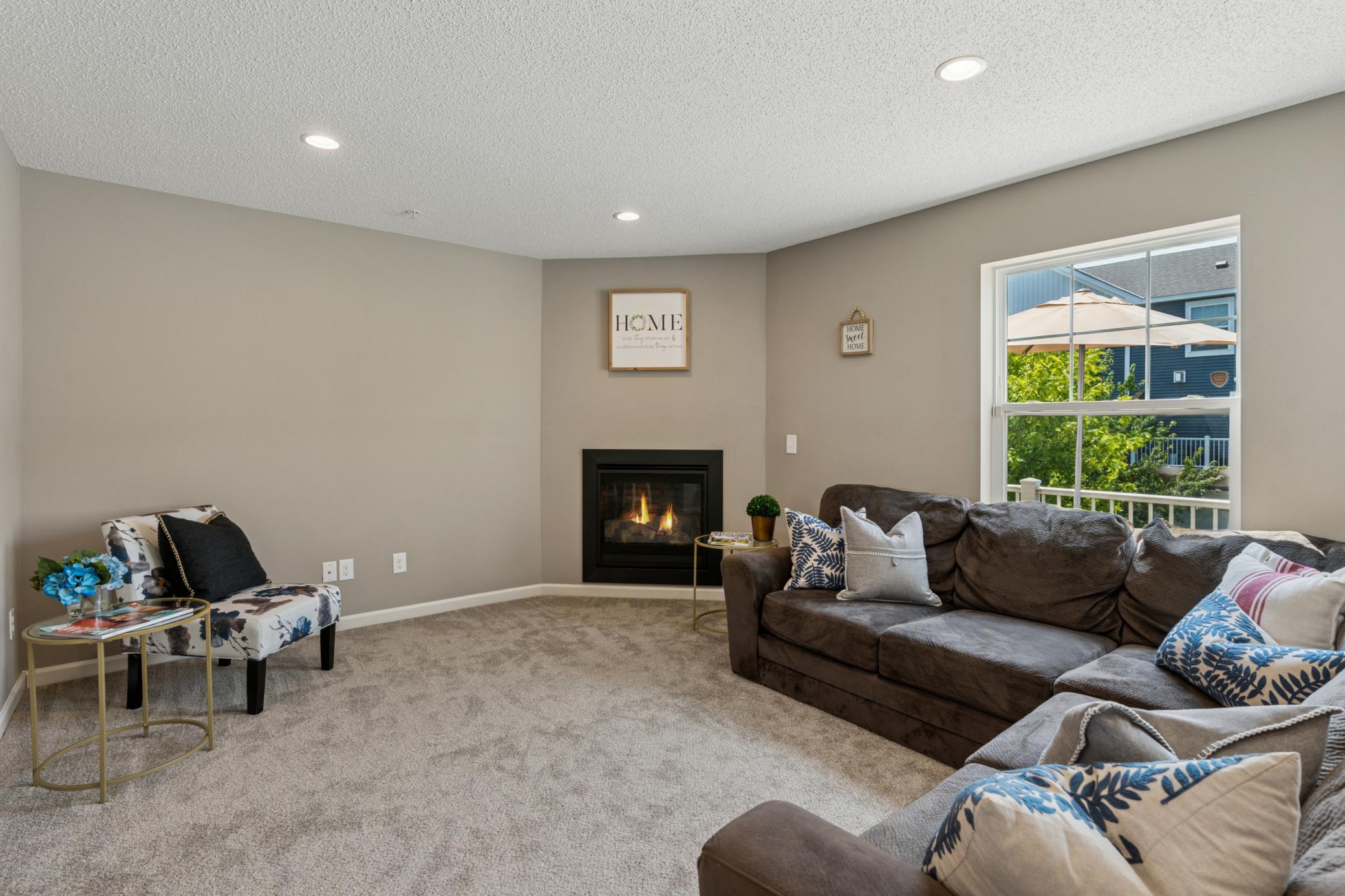 711 Eagle Court