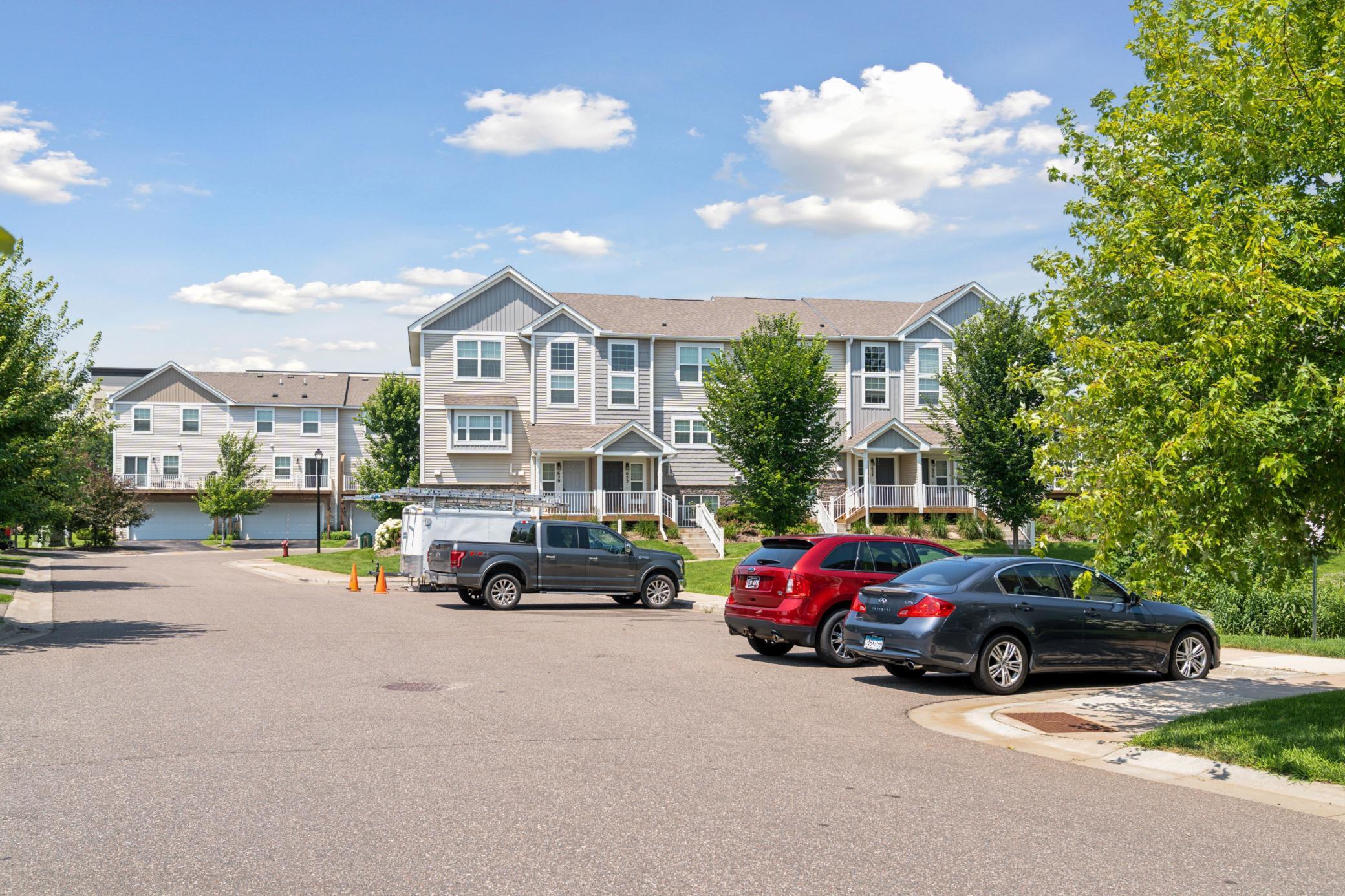 711 Eagle Court