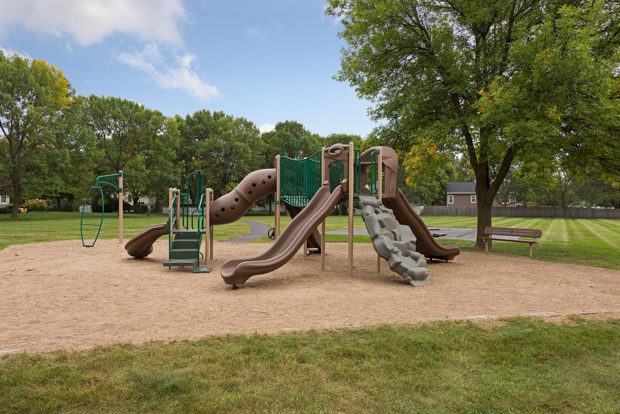 8990 Scarlet Globe Drive