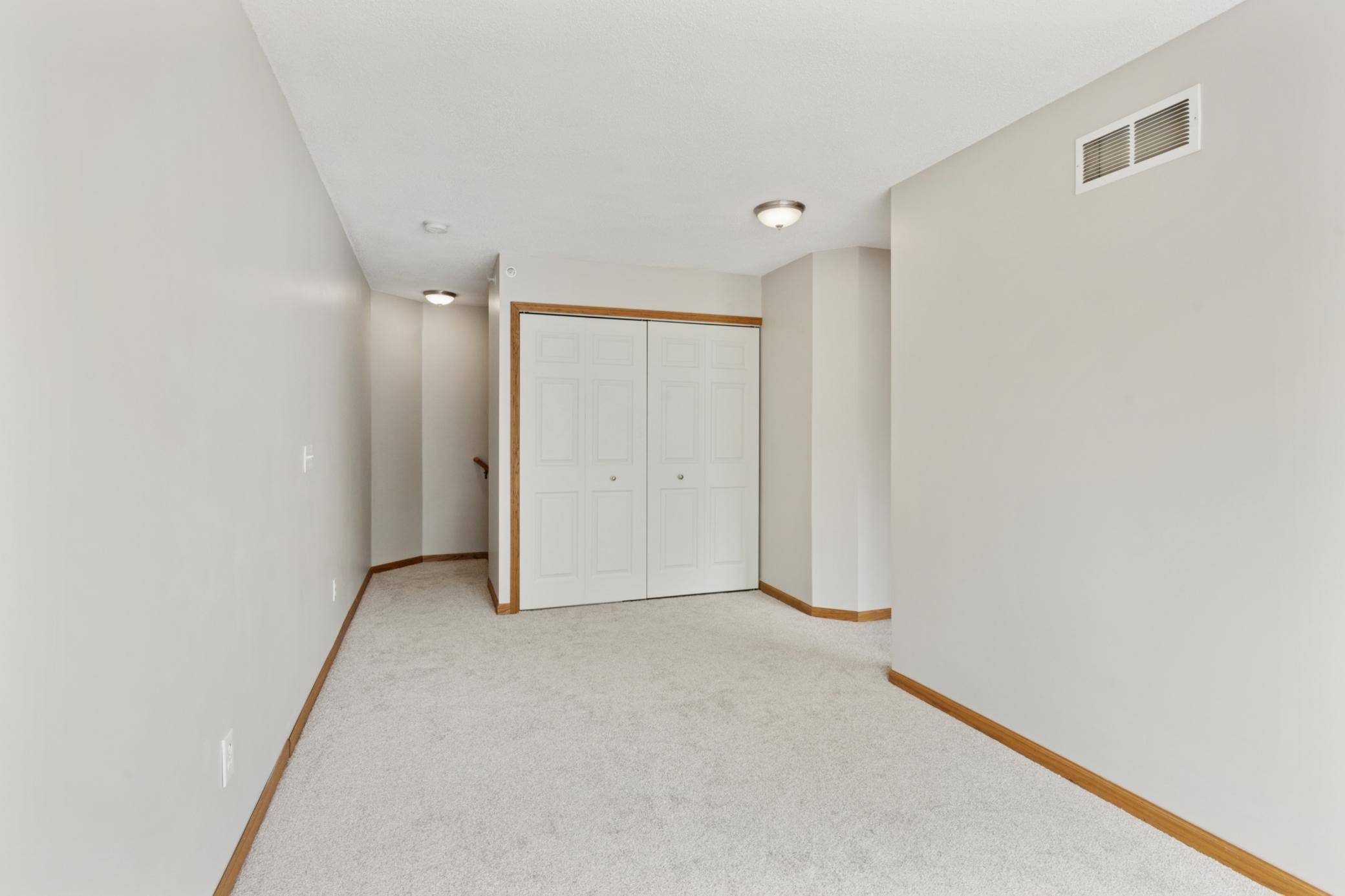 8990 Scarlet Globe Drive