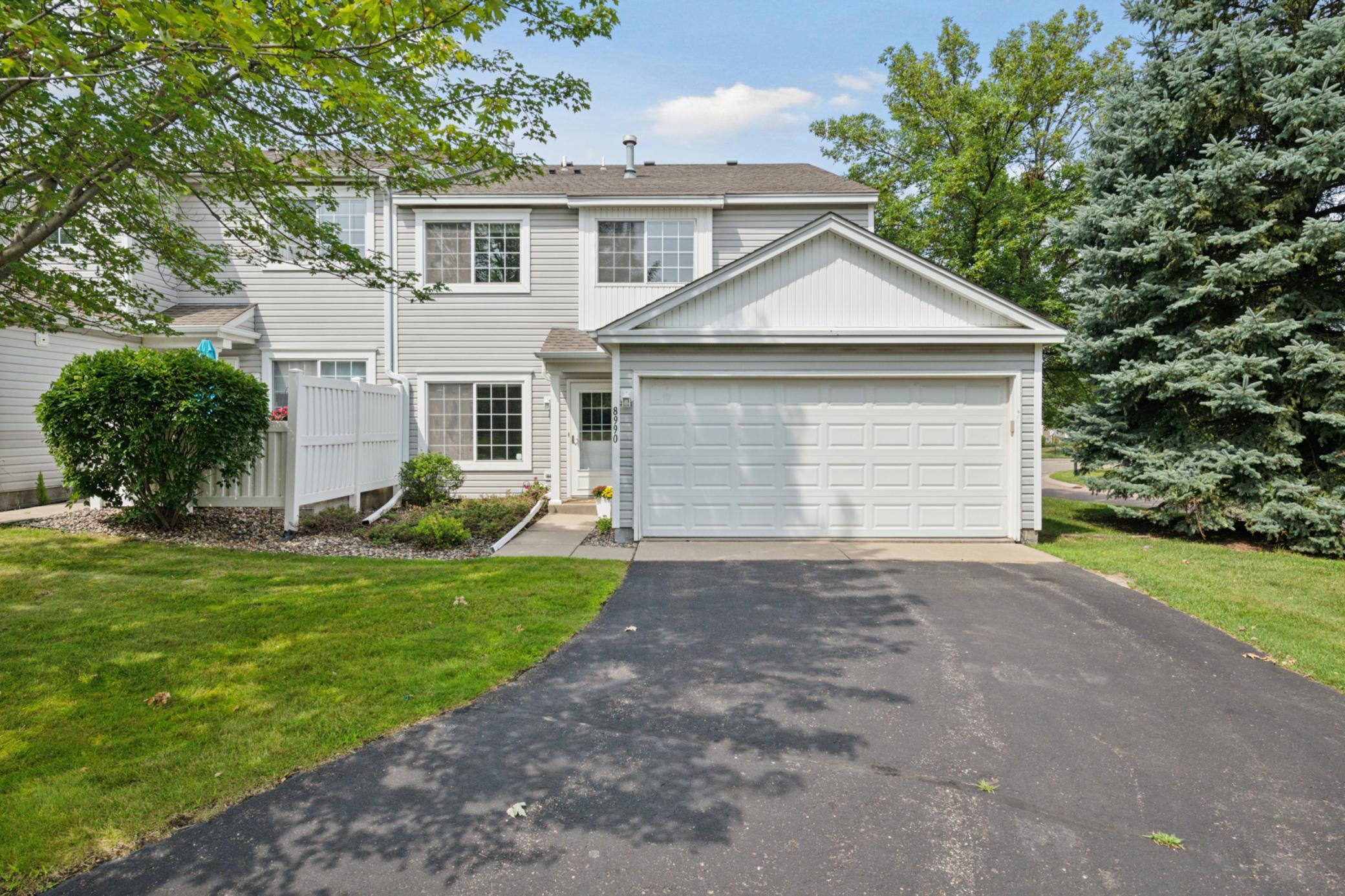 8990 Scarlet Globe Drive