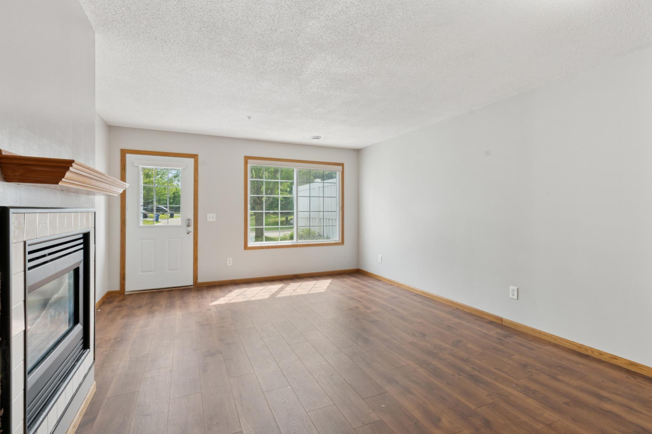 8990 Scarlet Globe Drive