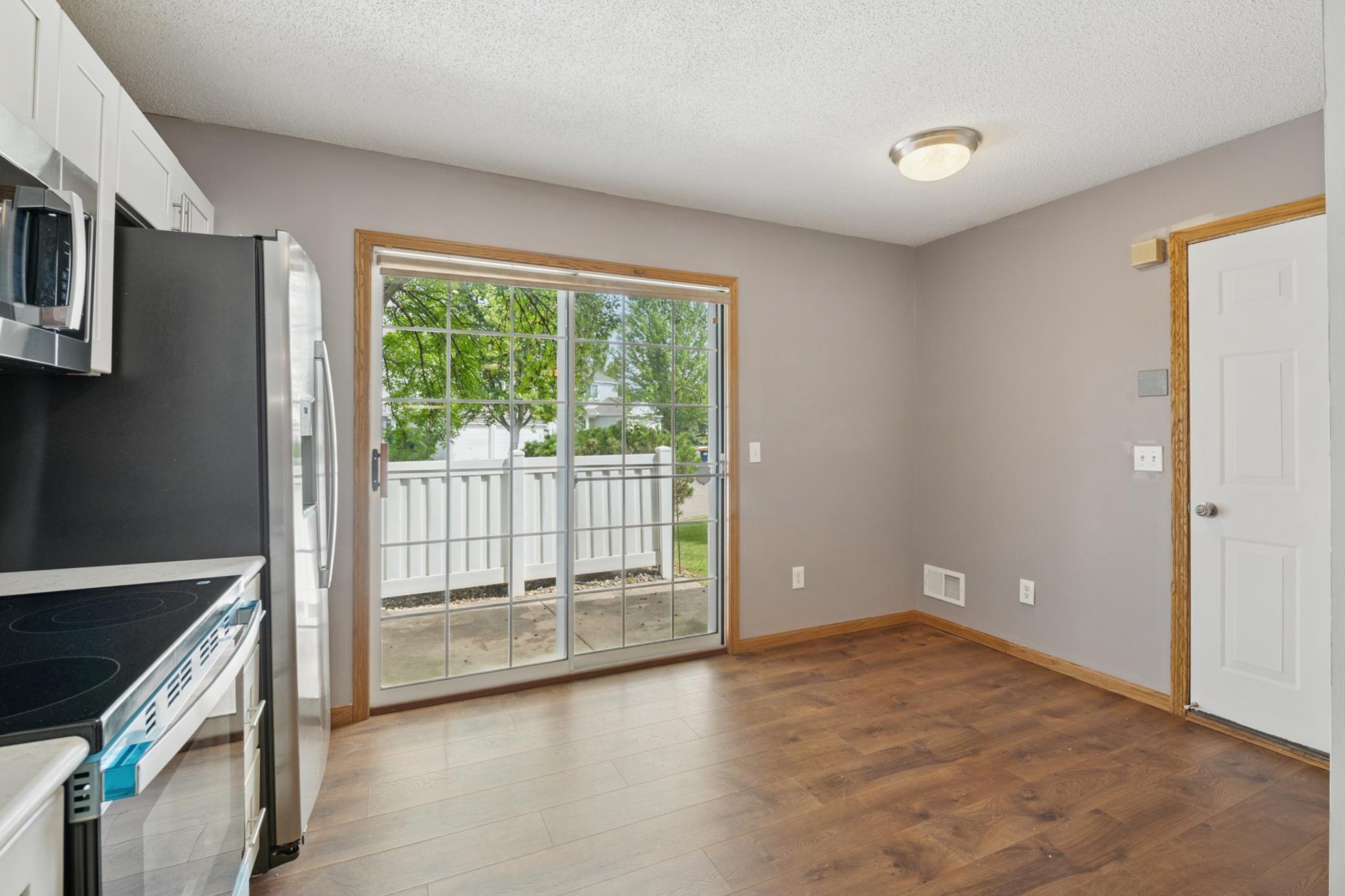 8990 Scarlet Globe Drive