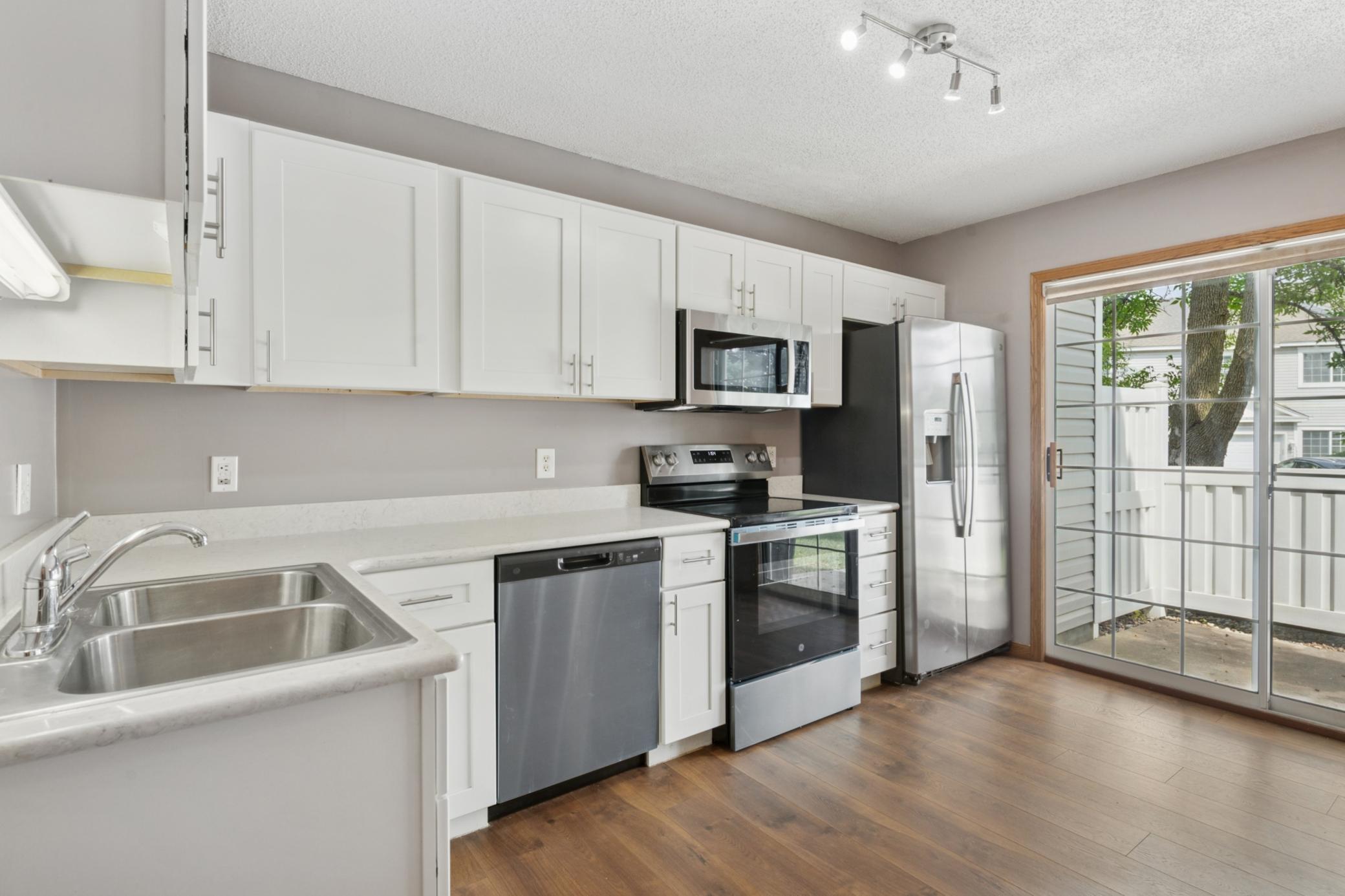 8990 Scarlet Globe Drive