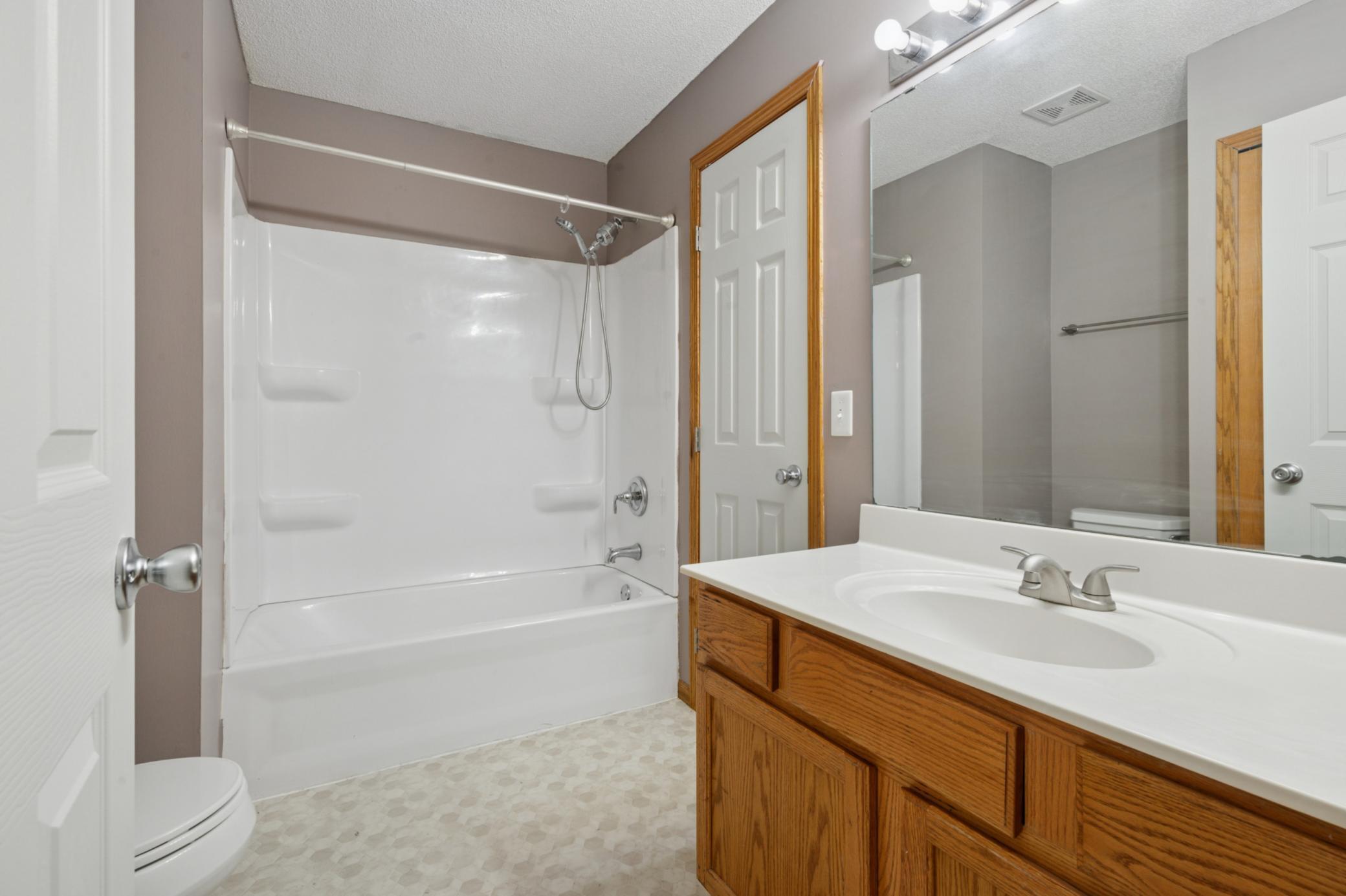 8990 Scarlet Globe Drive