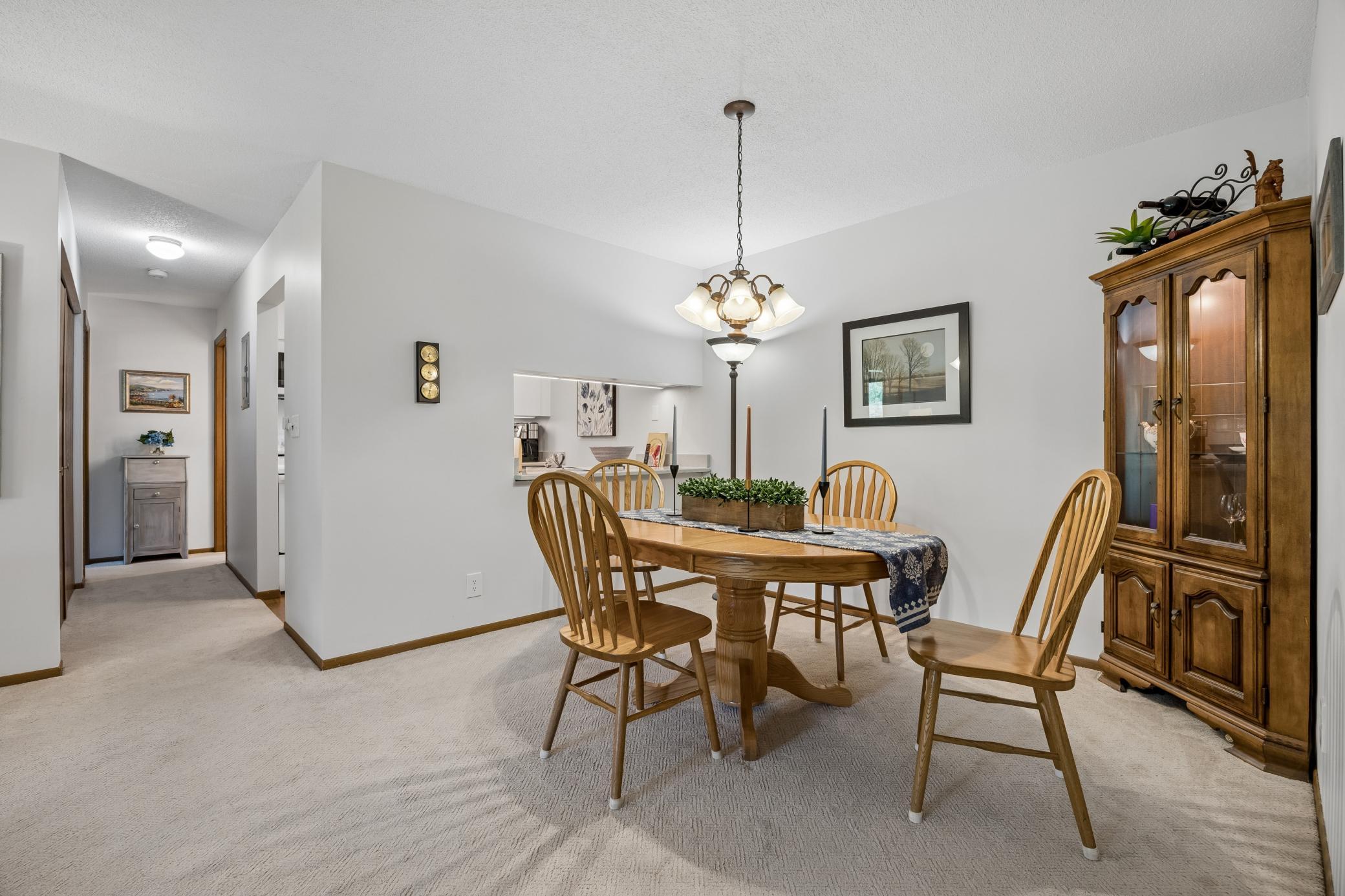 35 Nathan Lane N Unit: 303