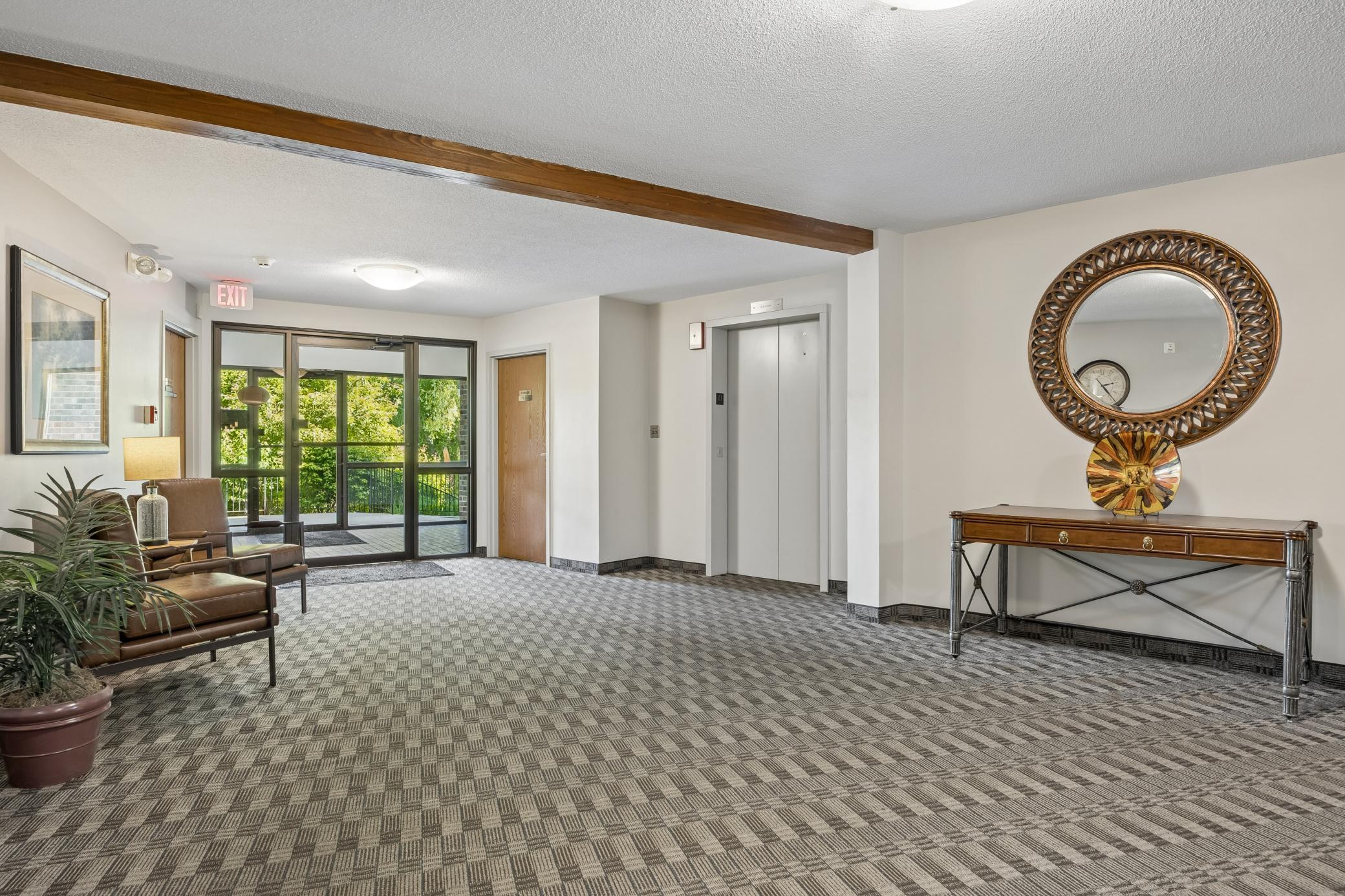35 Nathan Lane N Unit: 303