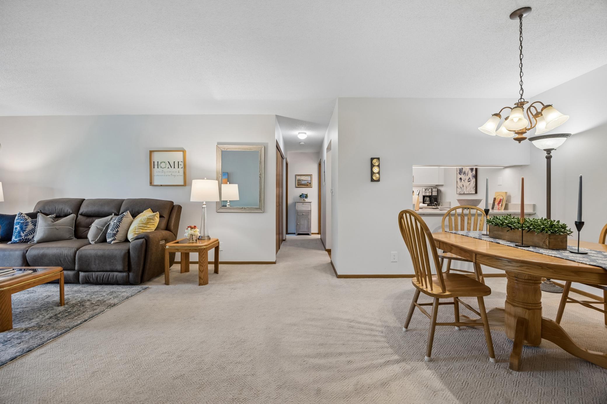 35 Nathan Lane N Unit: 303