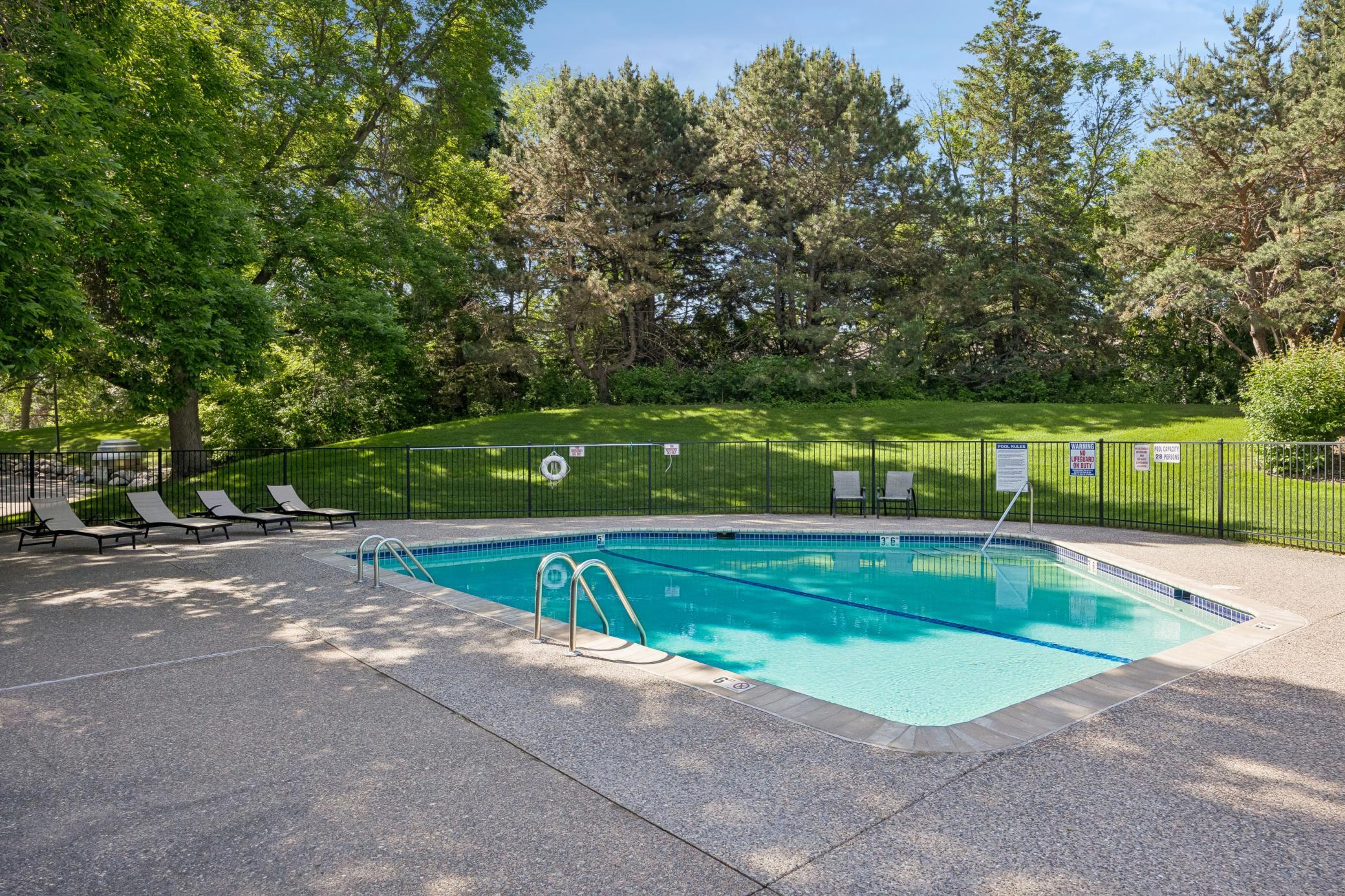 35 Nathan Lane N Unit: 303