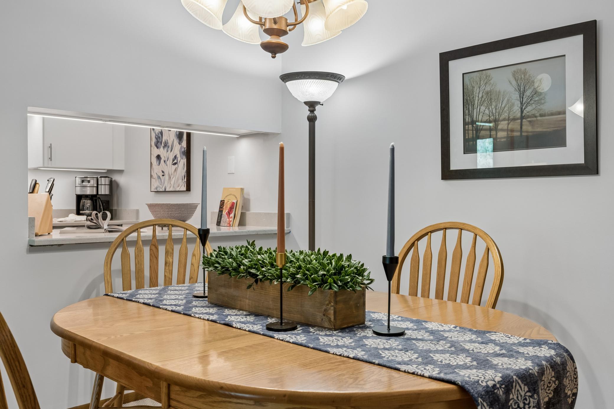 35 Nathan Lane N Unit: 303