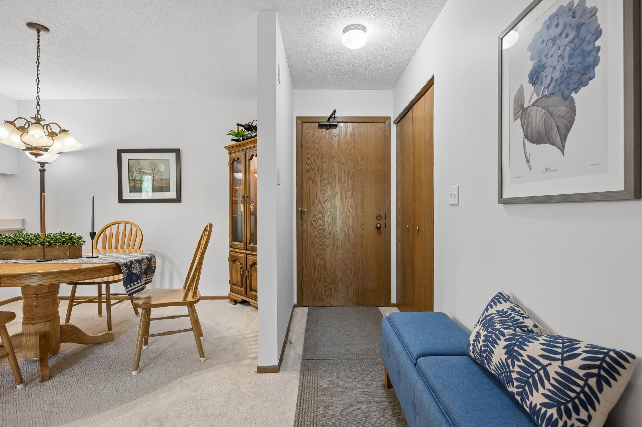 35 Nathan Lane N Unit: 303