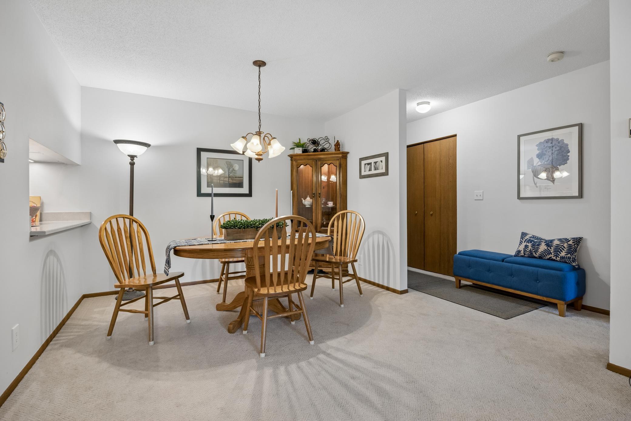 35 Nathan Lane N Unit: 303