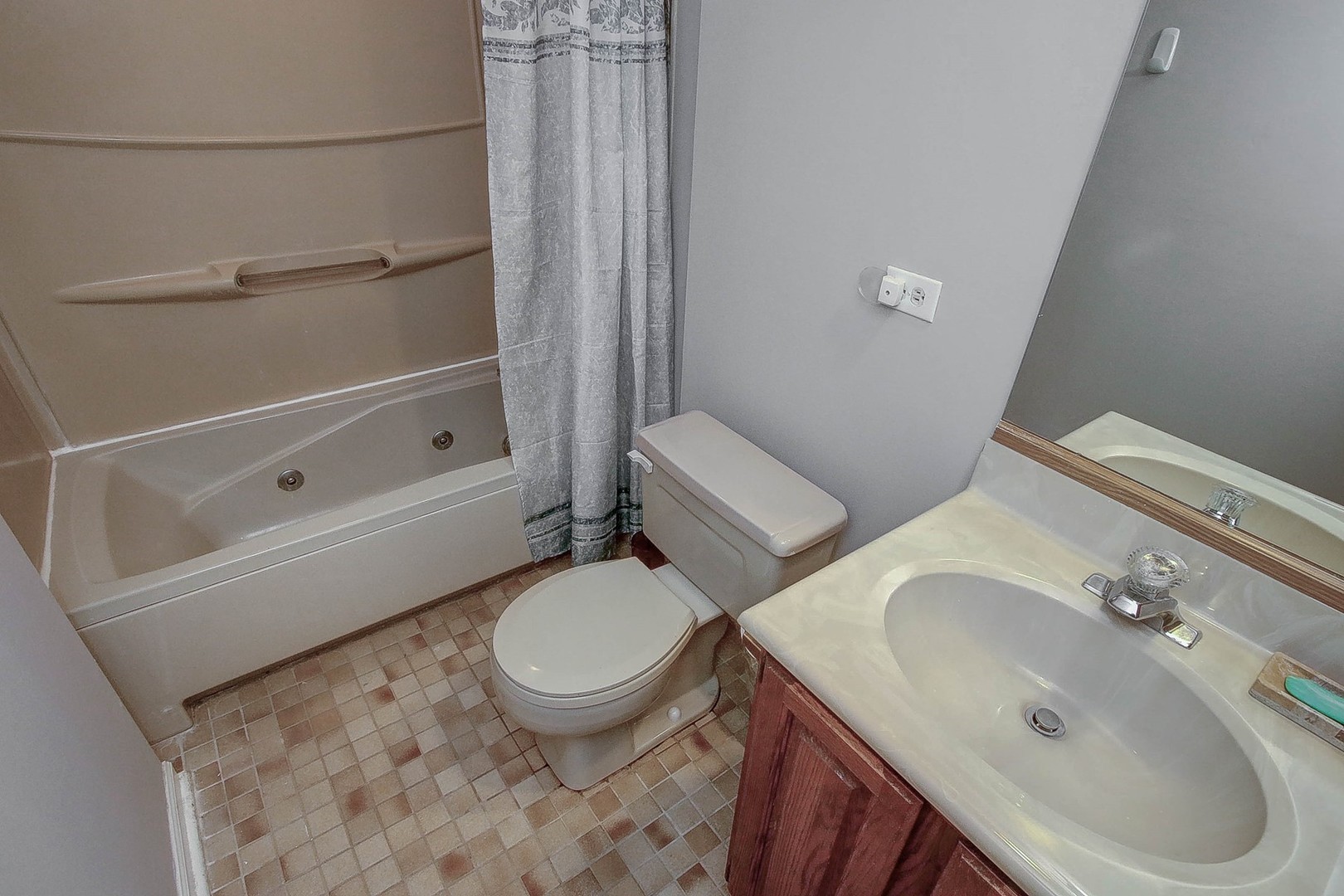 275 Bluff Court