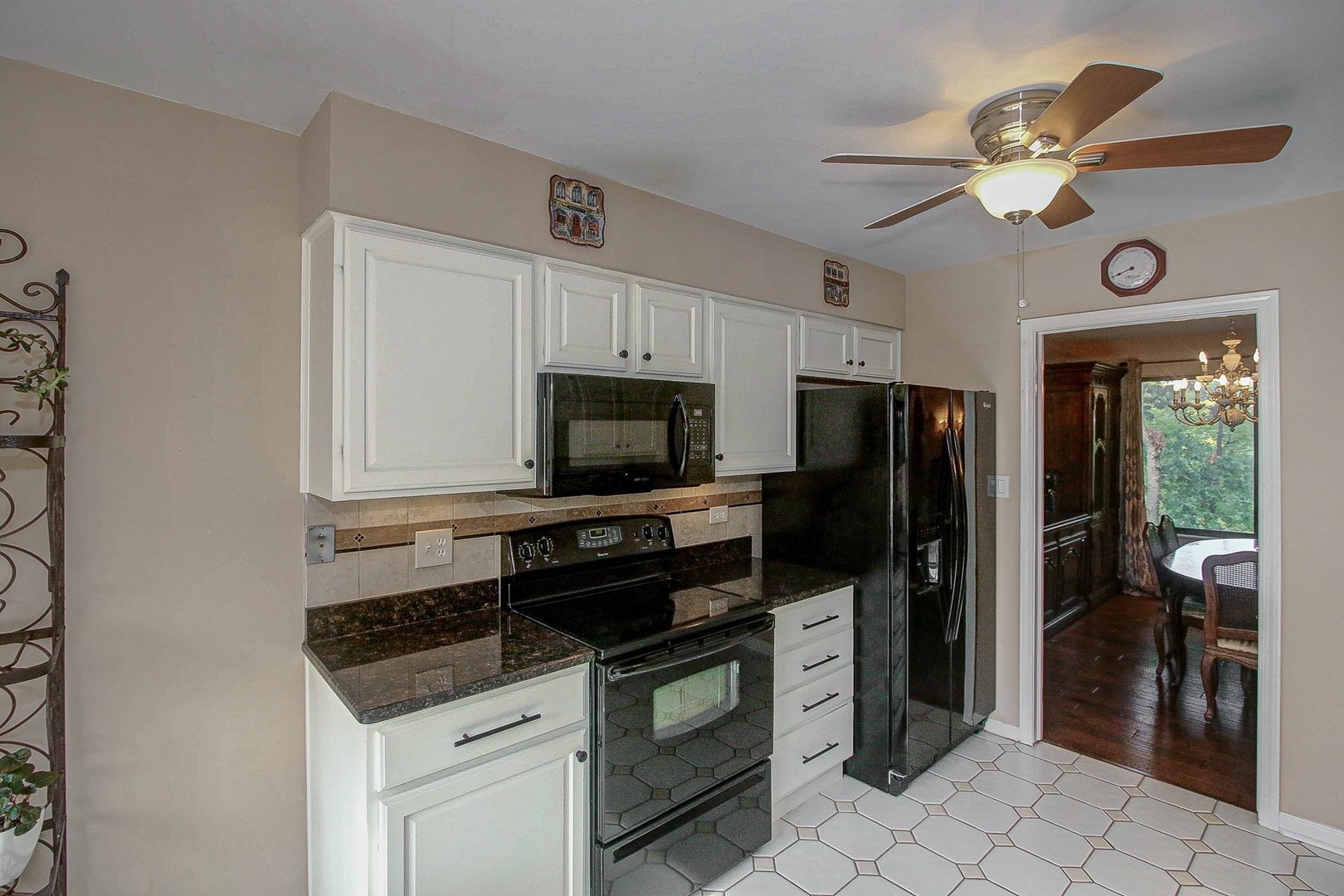 275 Bluff Court