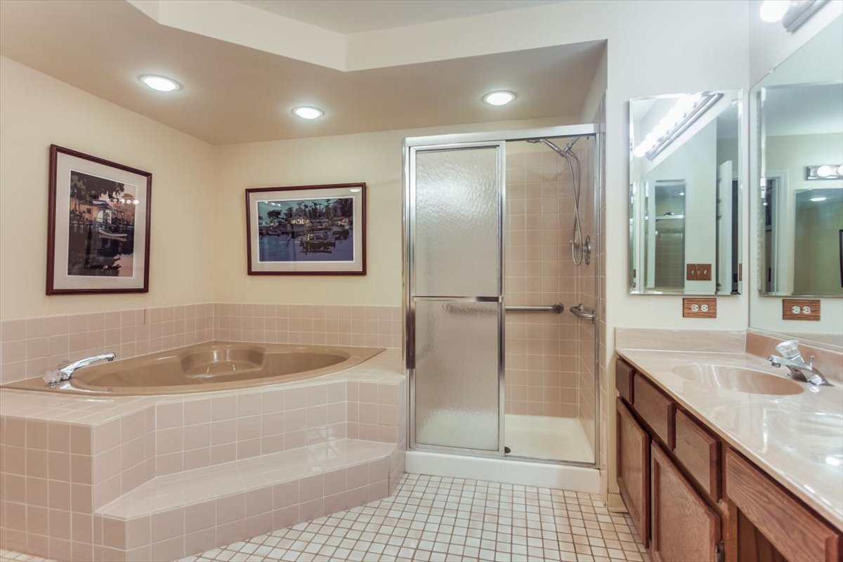 2396 Oak Hill Road S