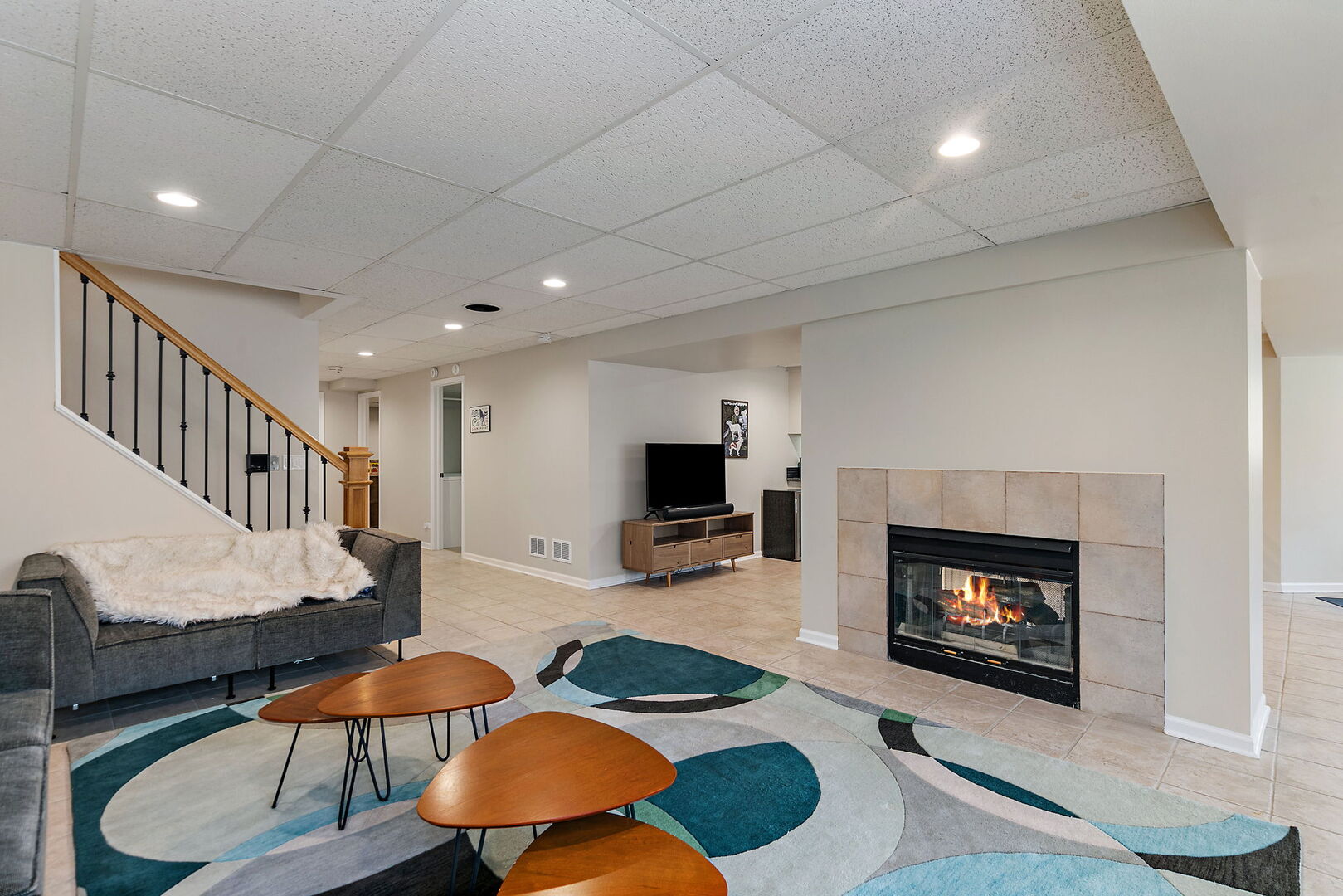 233 North Bay Court Unit: 1121