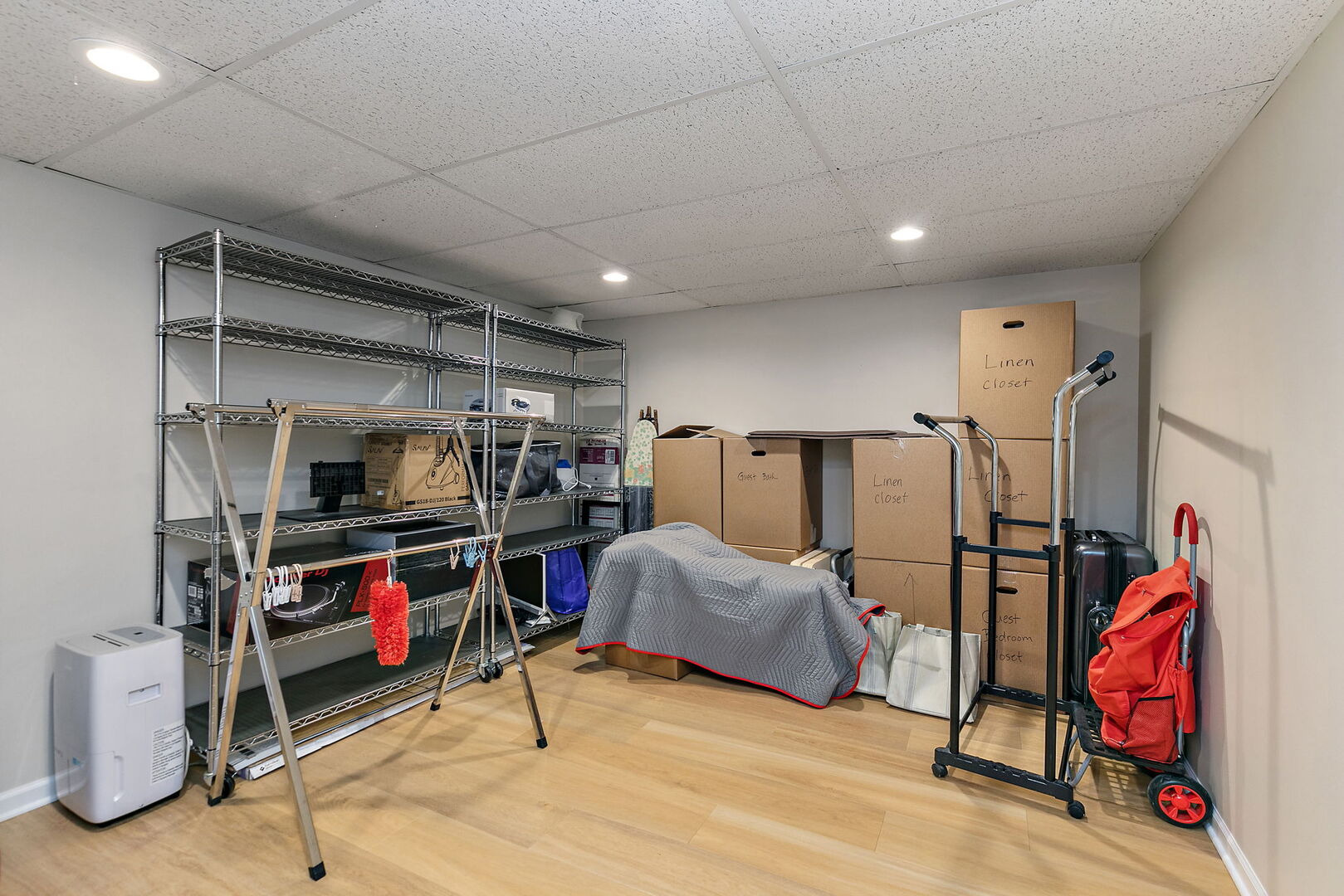 233 North Bay Court Unit: 1121