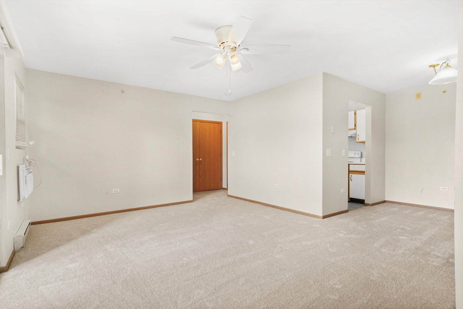 1520 W Sand Bar Court Unit: 1B