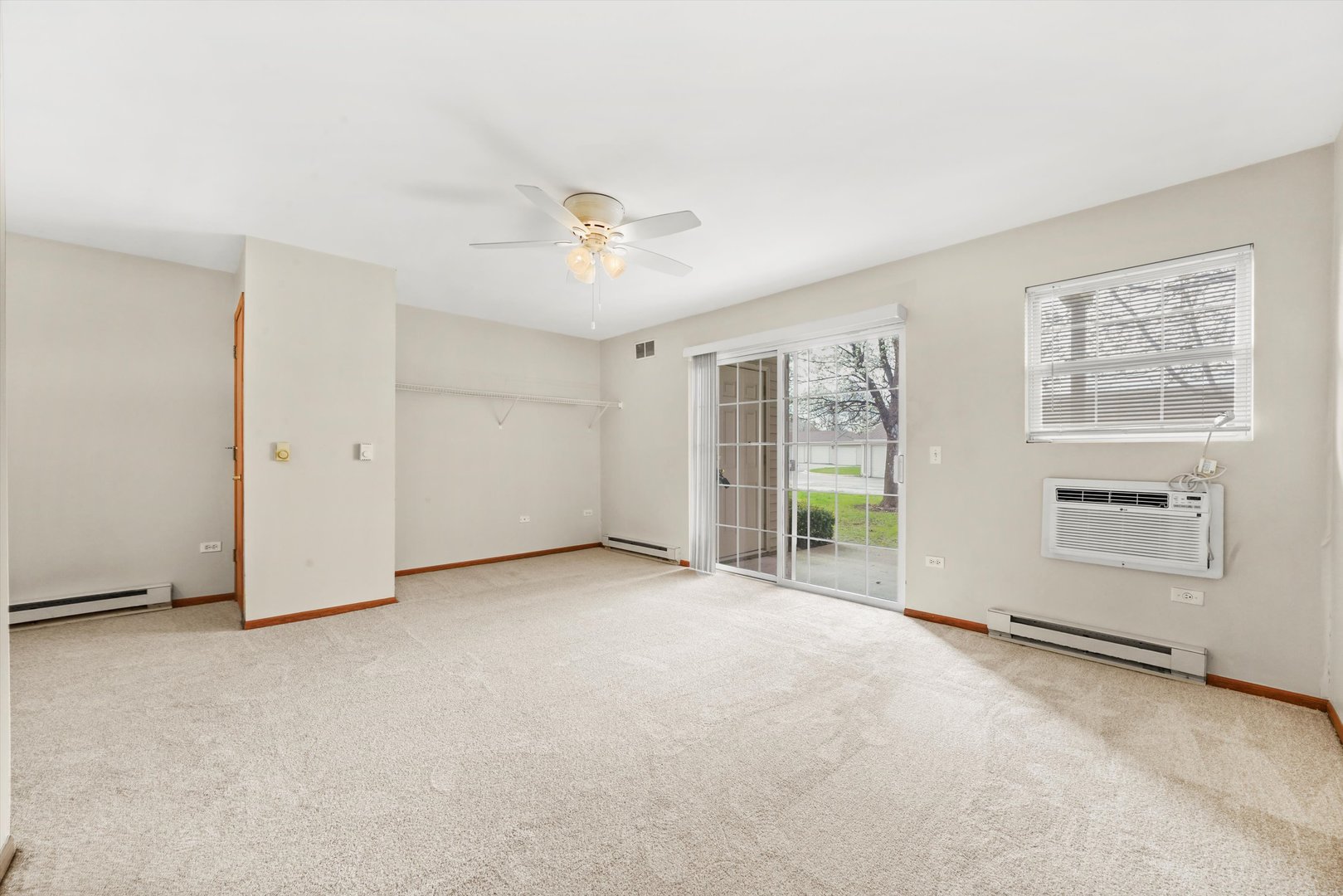 1520 W Sand Bar Court Unit: 1B