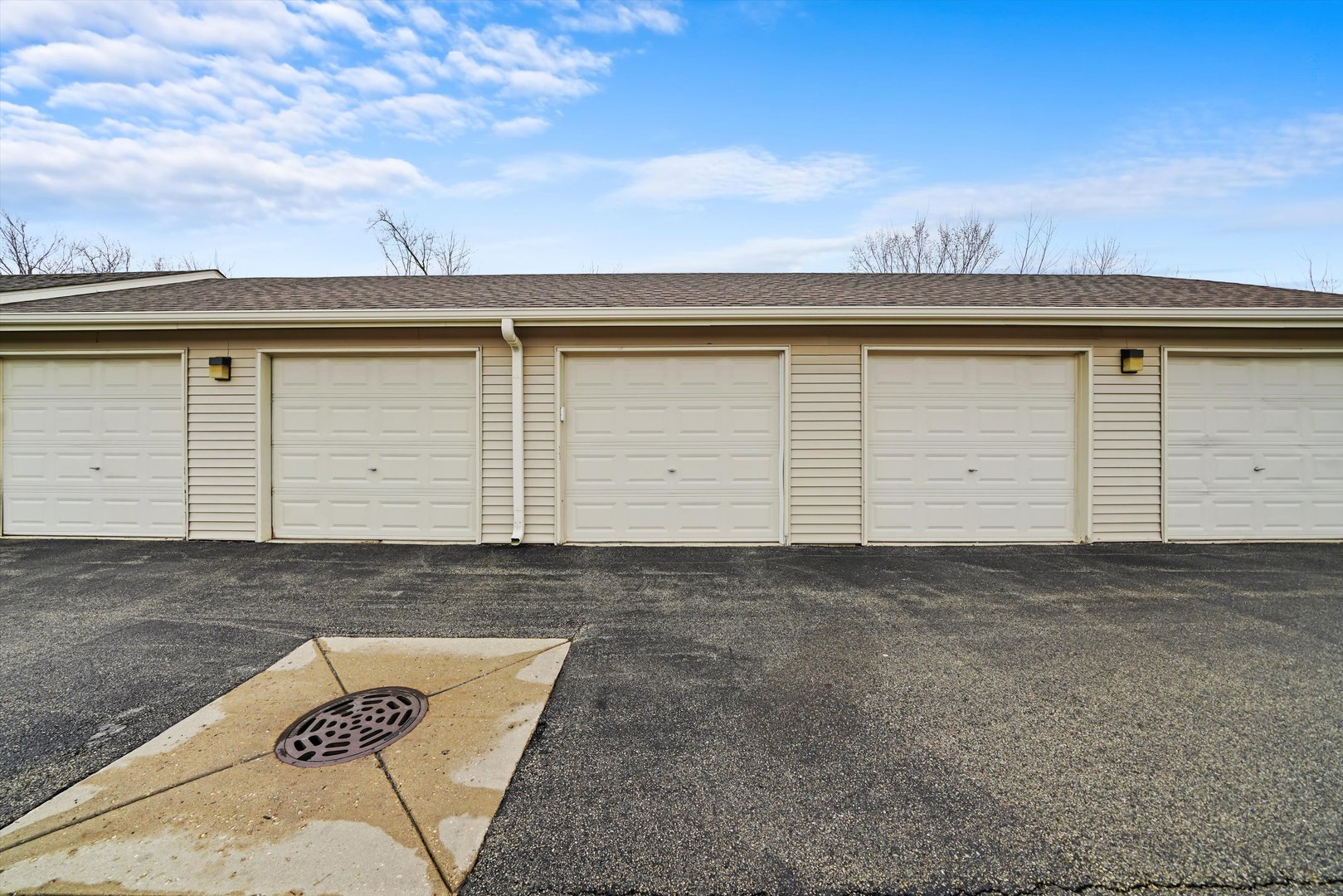 1520 W Sand Bar Court Unit: 1B