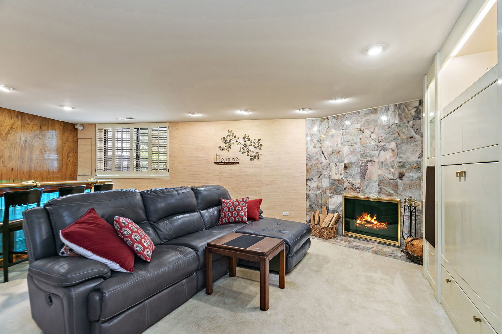 519 Old Barn Road