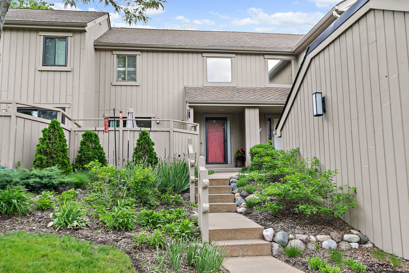 519 Old Barn Road
