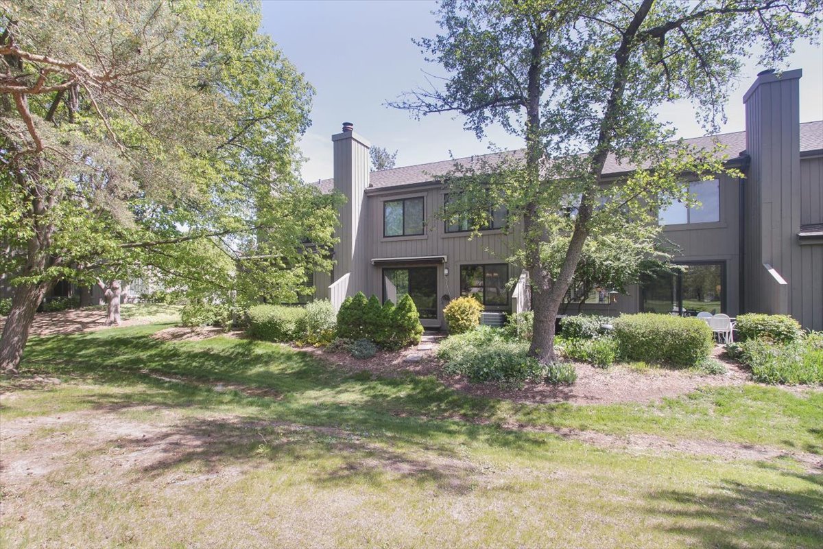 196 Shoreline Road
