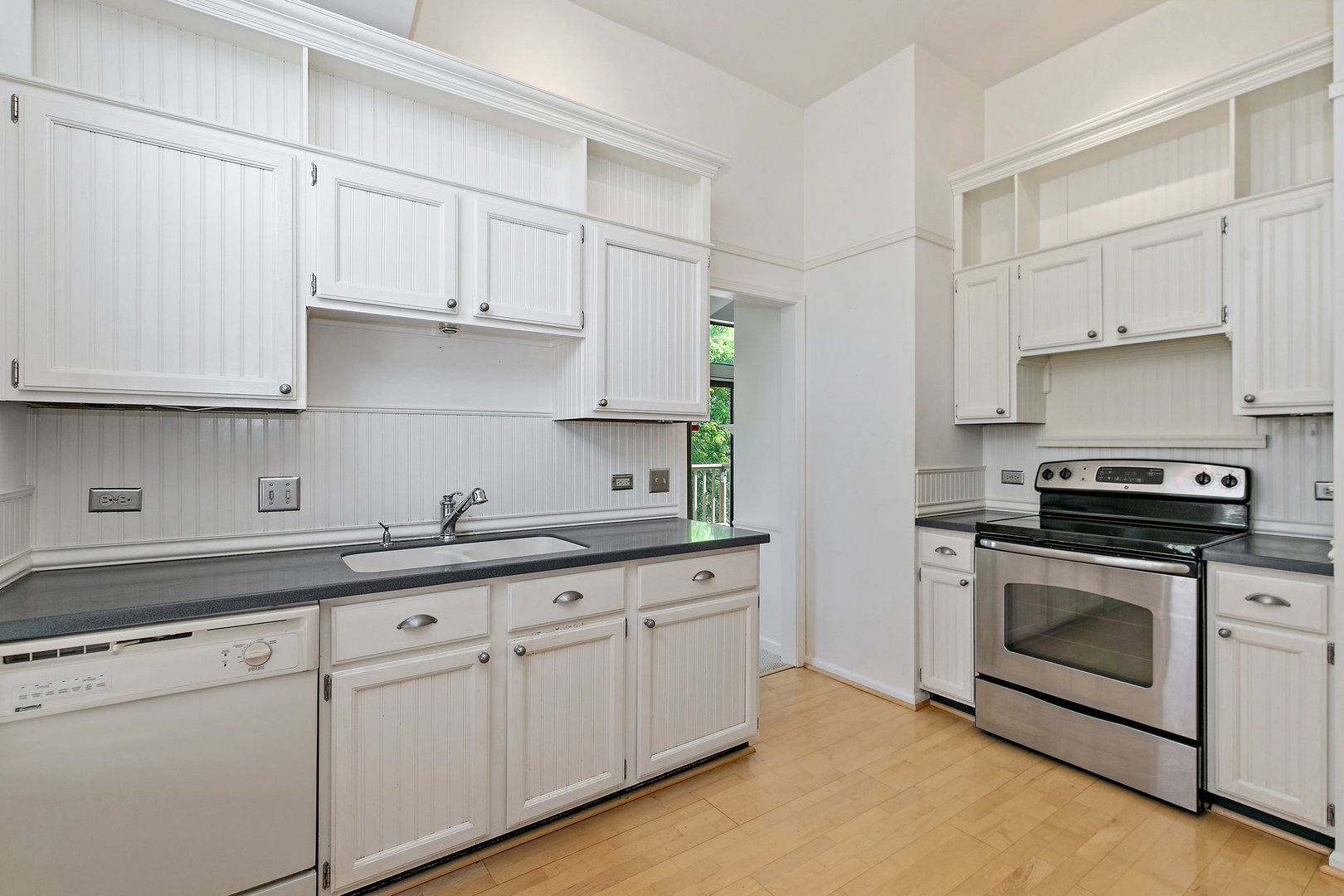 966 Shoreline Road Unit: 0