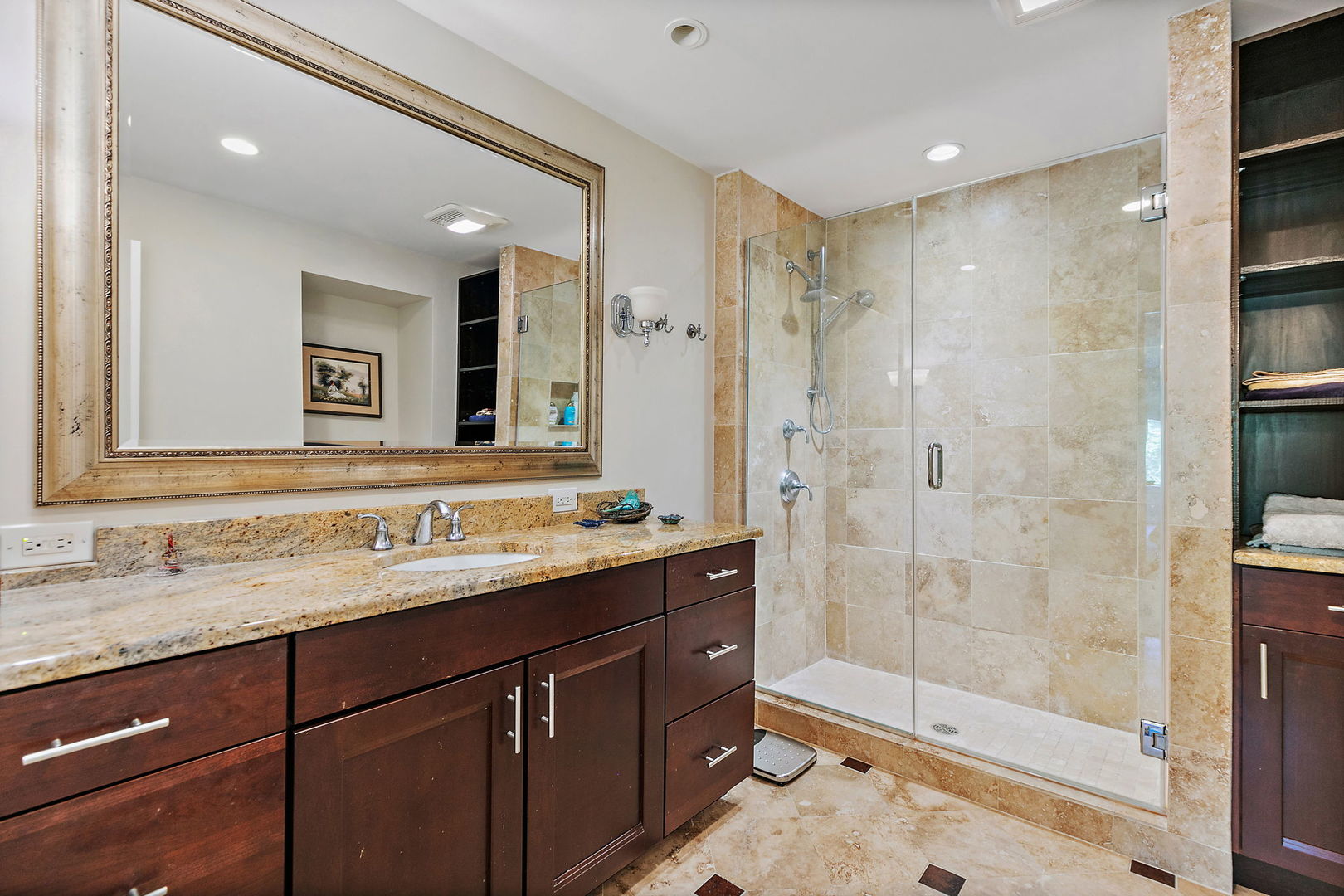 358 Indian Point Road N Unit: 871