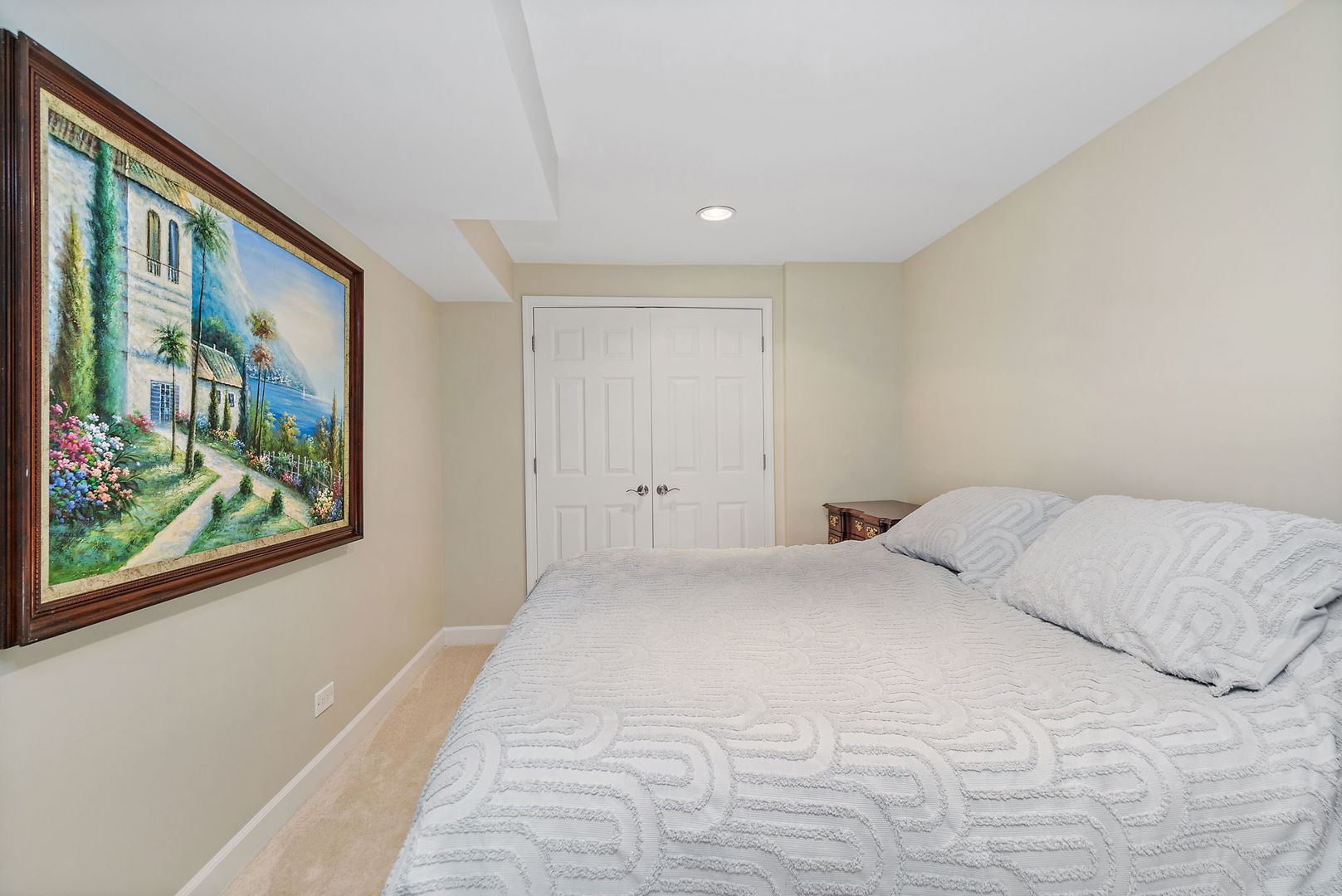 358 Indian Point Road N Unit: 871