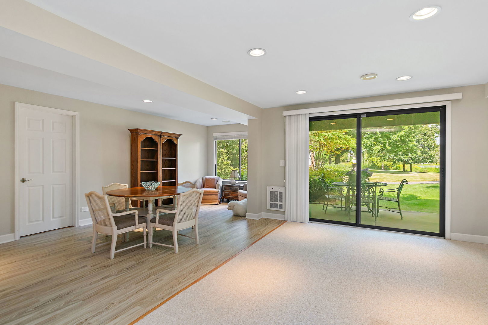 358 Indian Point Road N Unit: 871
