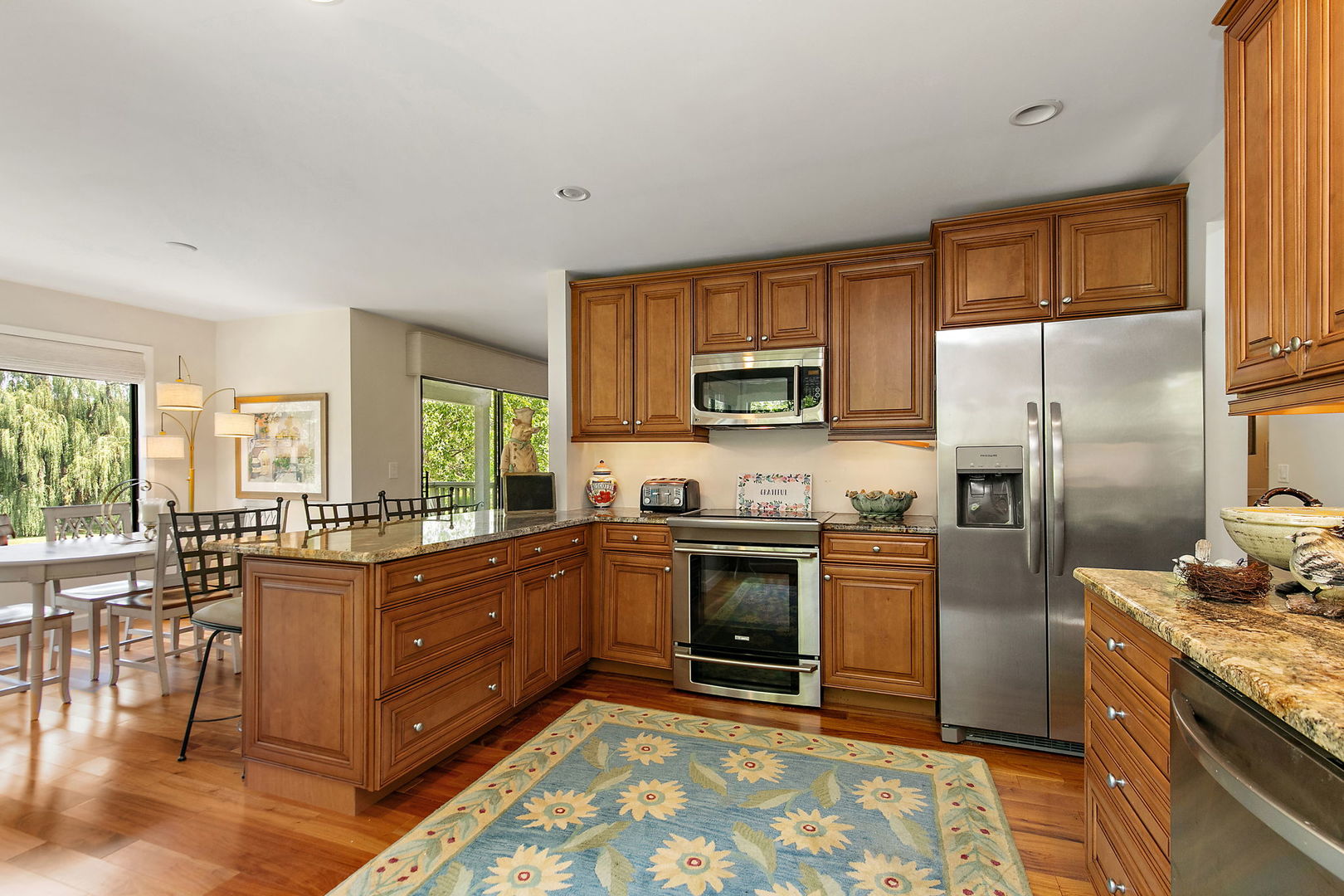 358 Indian Point Road N Unit: 871
