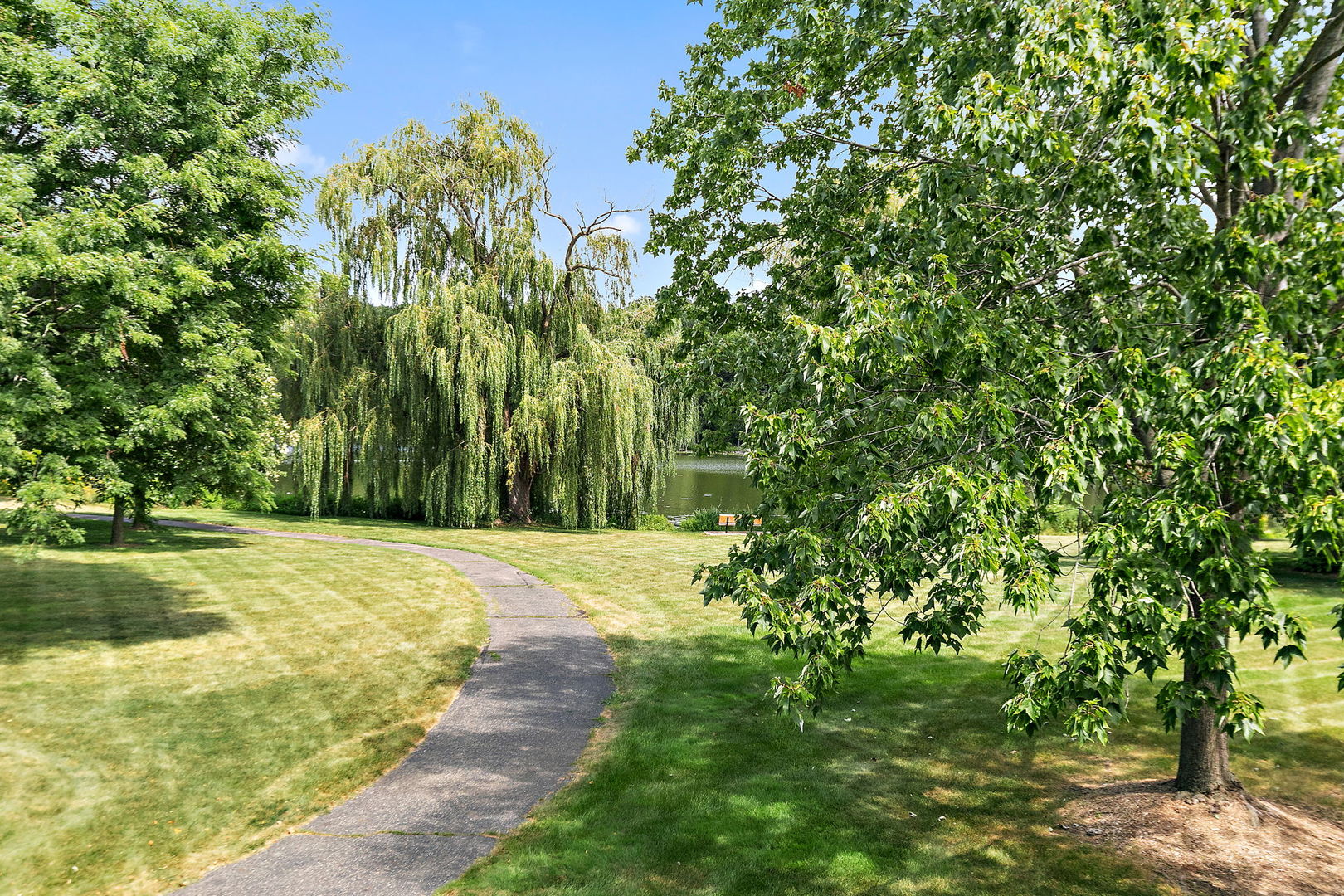 358 Indian Point Road N Unit: 871